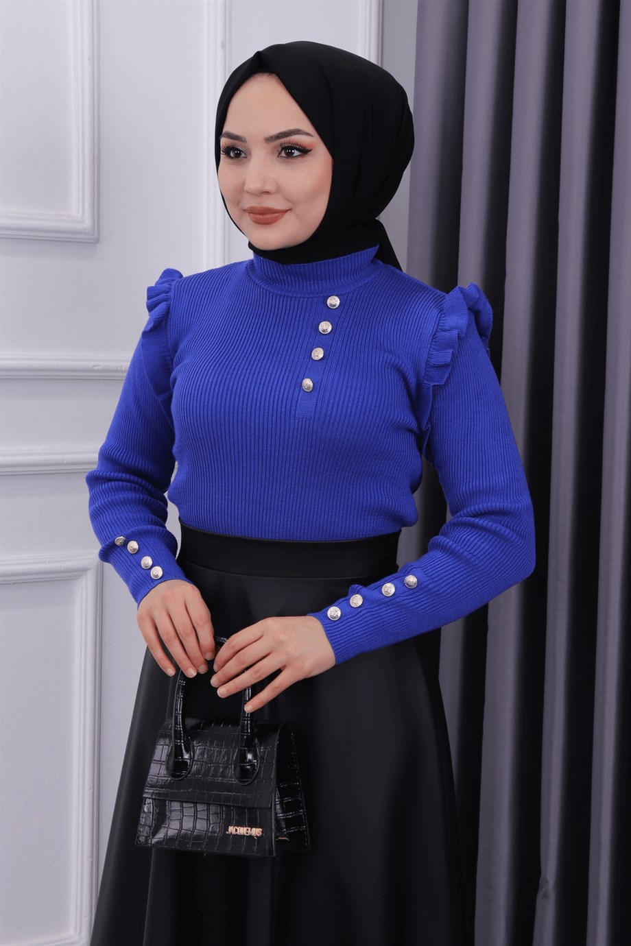 omuzu fırfır detaylı kazak saks