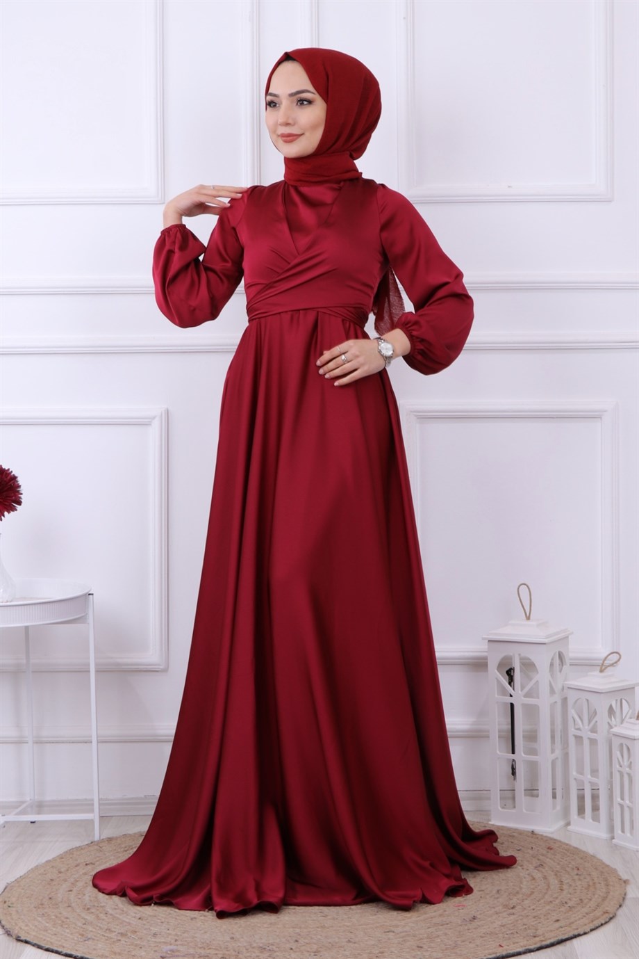 ÖNÜ BAĞLAMA DETAYLI ABİYE BORDO