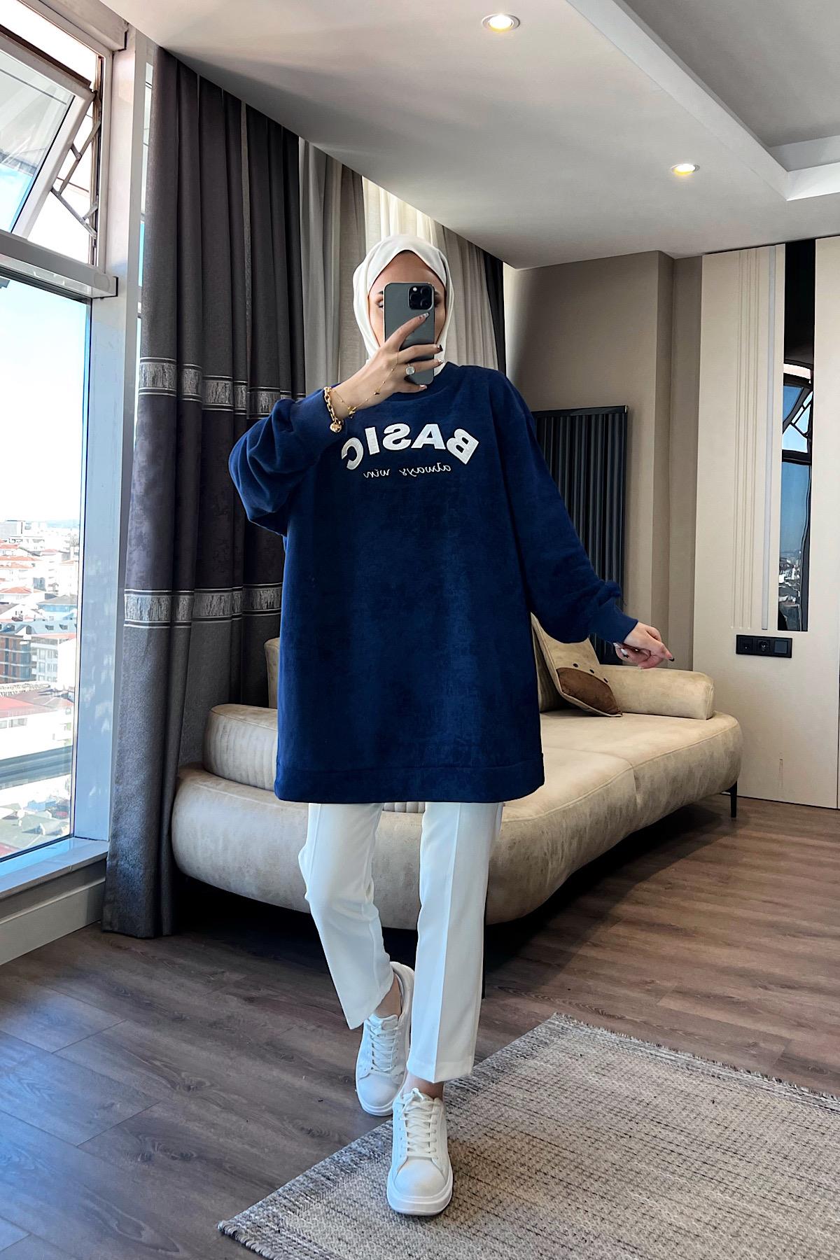Önü Basıc Yazılı Sweat Lacivert