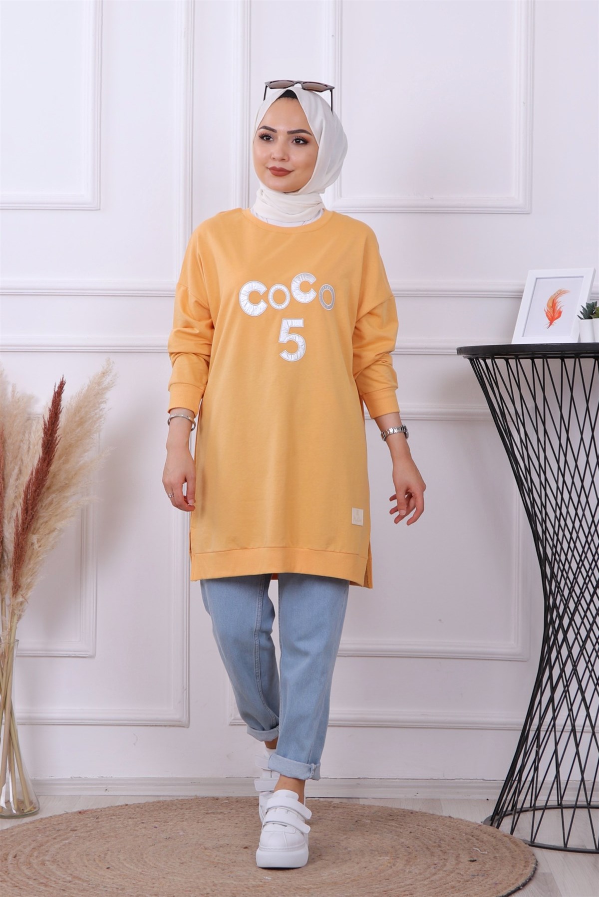 ÖNÜ COCO YAZILI SWEAT SARI