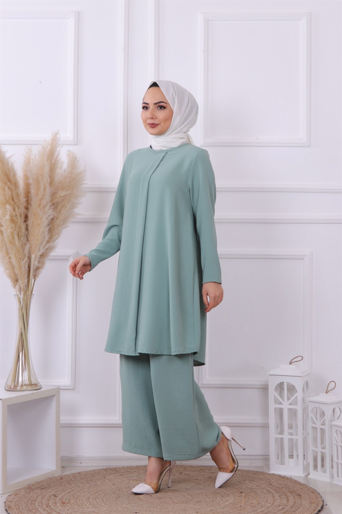 önü pat detaylı takım mint yeşili