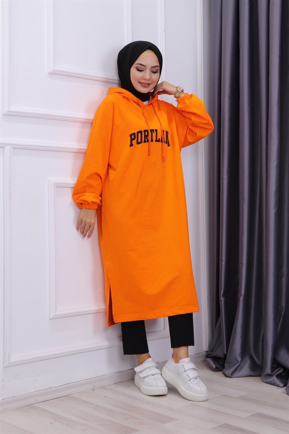 ÖNÜ PORTLAND YAZILI SWEAT TURUNCU