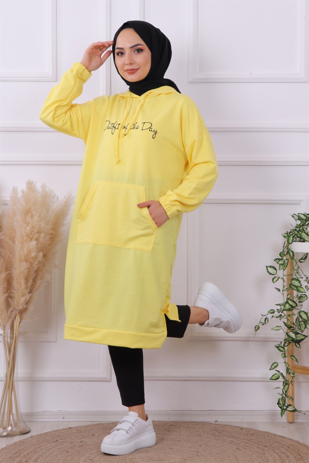 ÖNÜ YAZILI SWEAT SARI