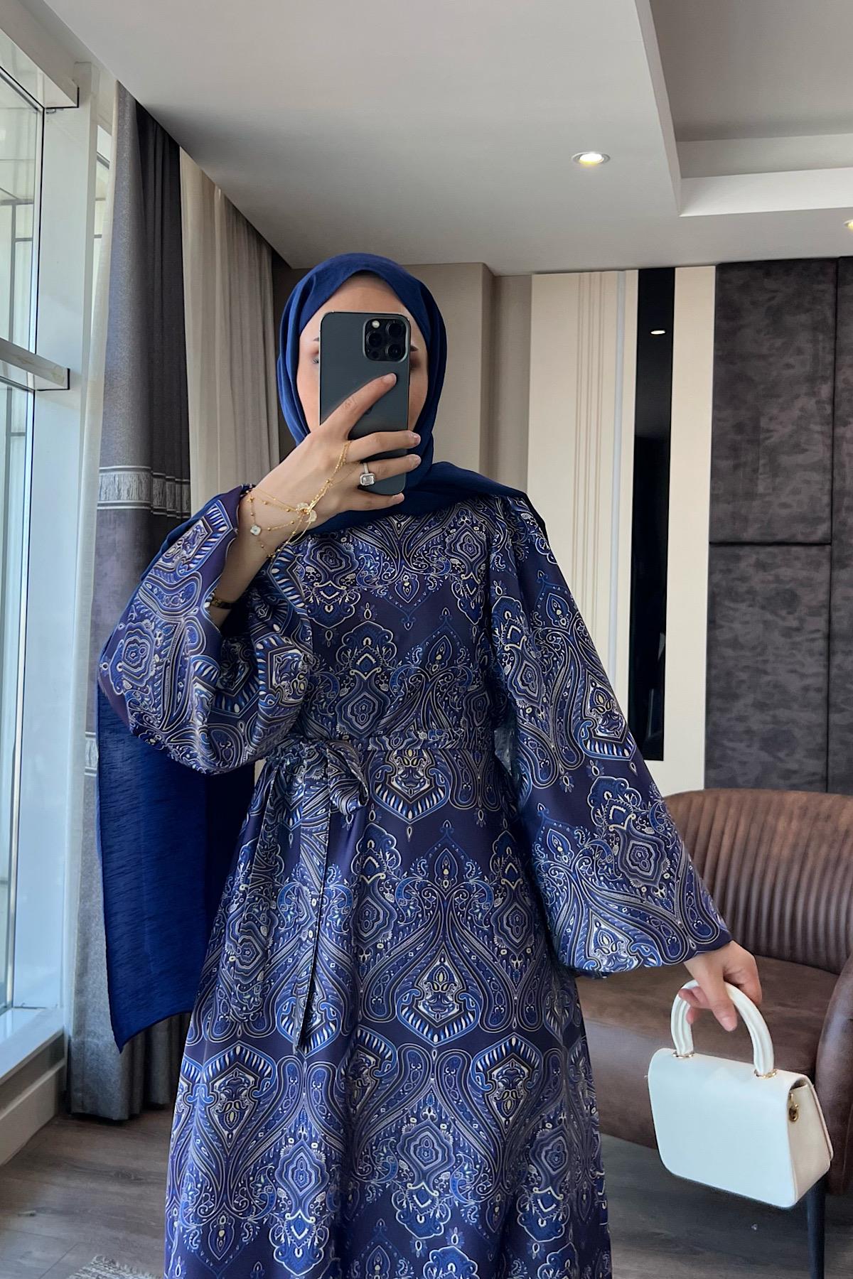 Otantik Desen Balon Kol Saten Elbise