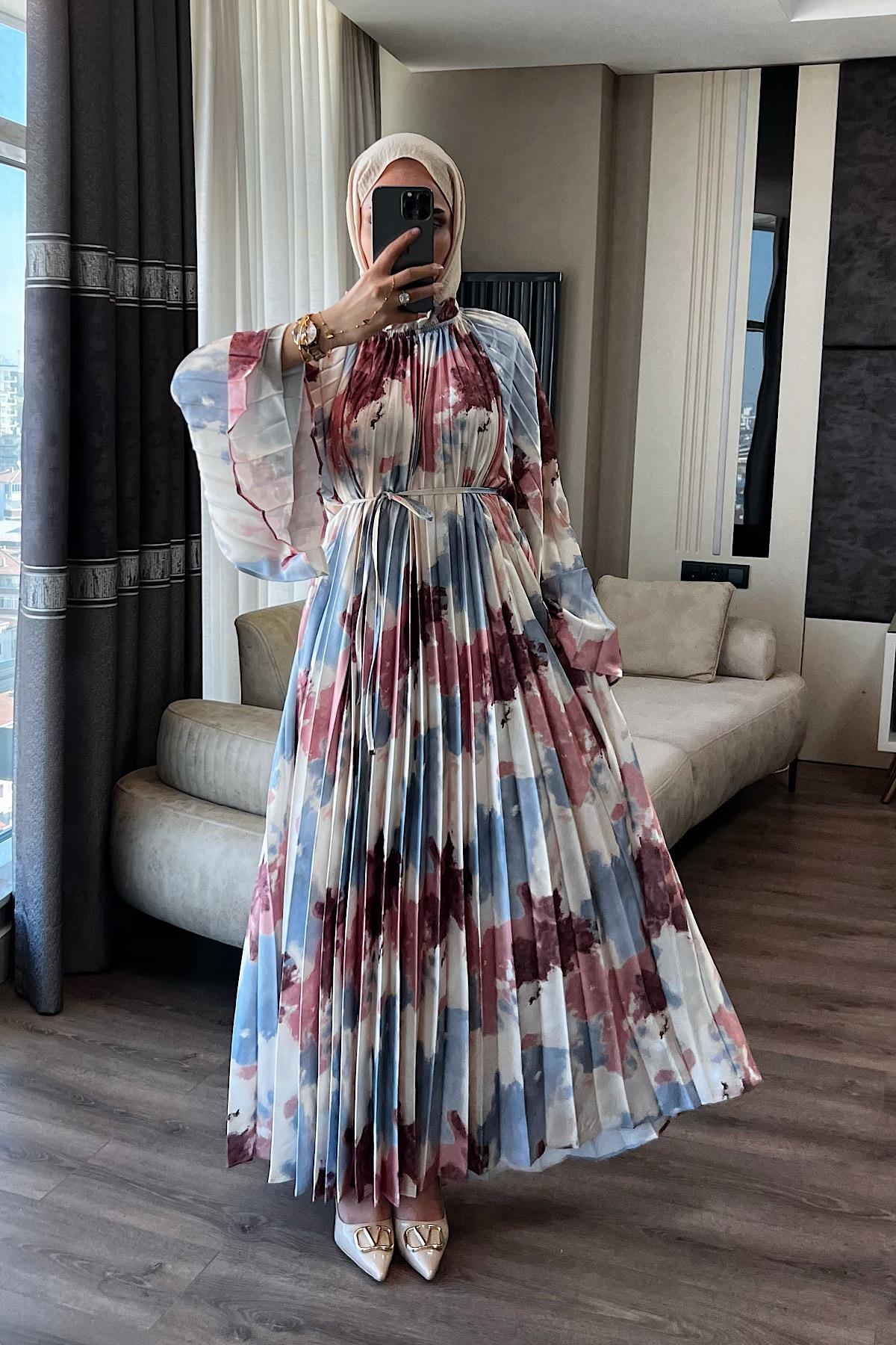 Pilisoley desenli Saten Elbise Mavi 