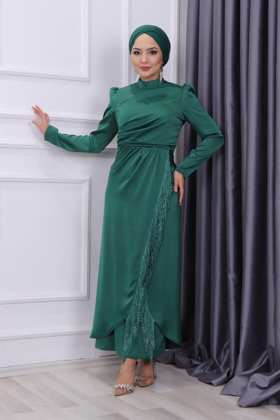 PÜSKÜL DETAY SATEN ABİYE YEŞİL