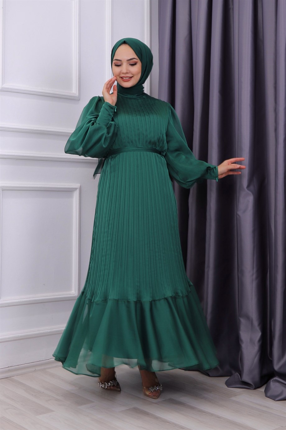 SIK PLİSELİ ŞİFON ELBİSE YEŞİL