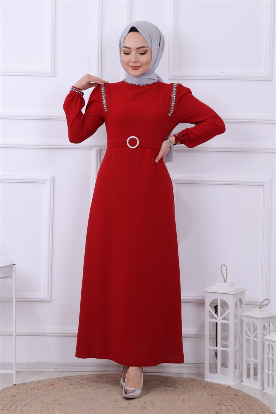 TAŞ DETAYLI ELBİSE