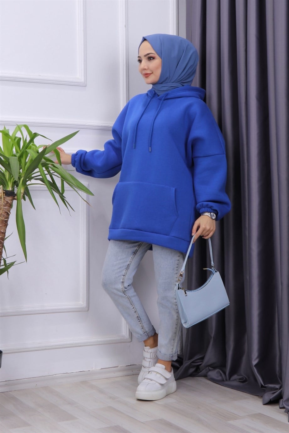 ÜÇ İPLİK KANGURU CEP SWEAT SAKS