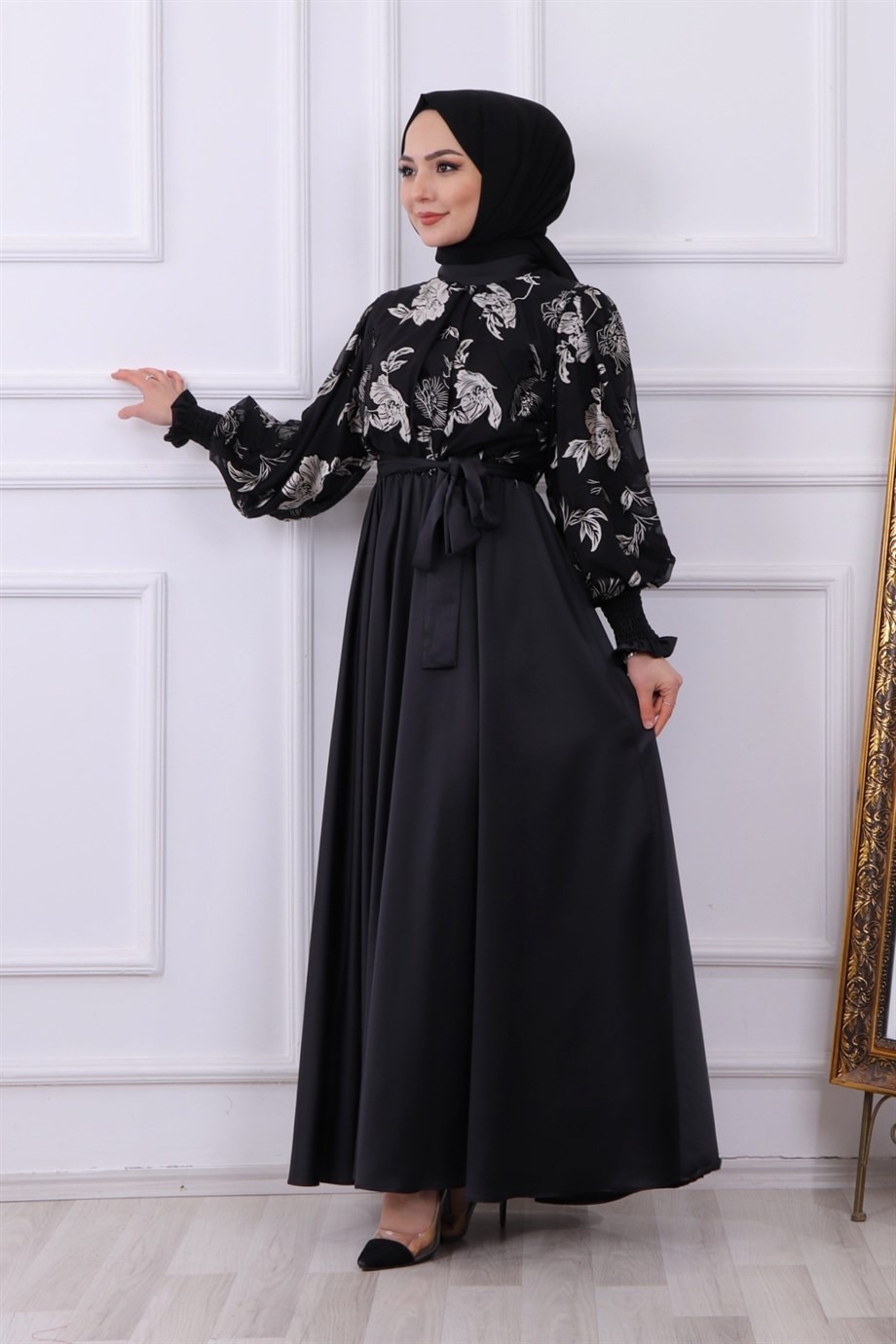 ÜZERİ İŞLEMELİ ABİYE GRİ