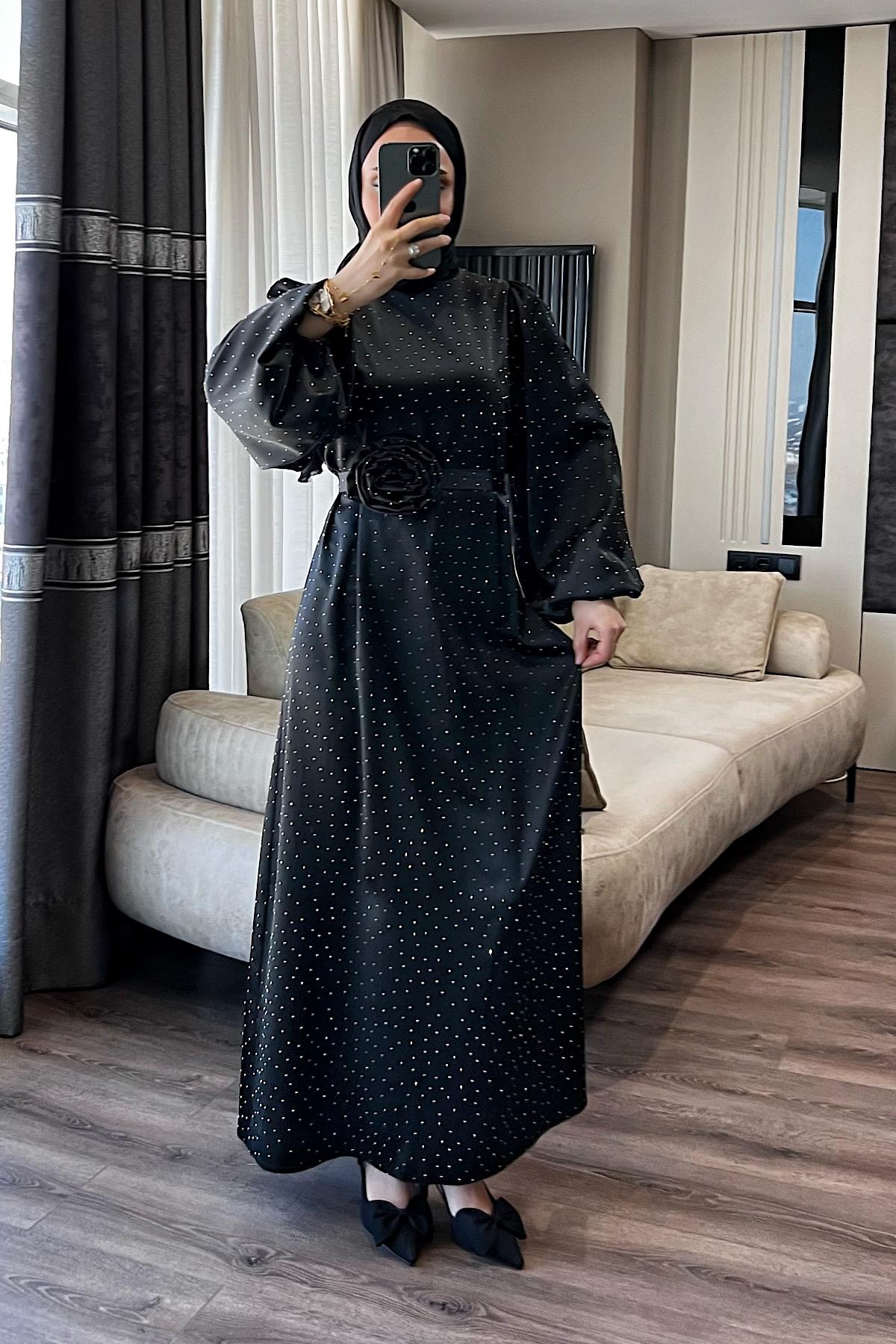 Üzeri Taşlı Balon Kol Elbise Siyah