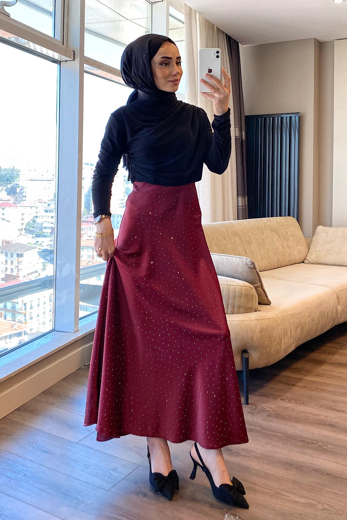 Üzeri taşlı Saten etek Bordo