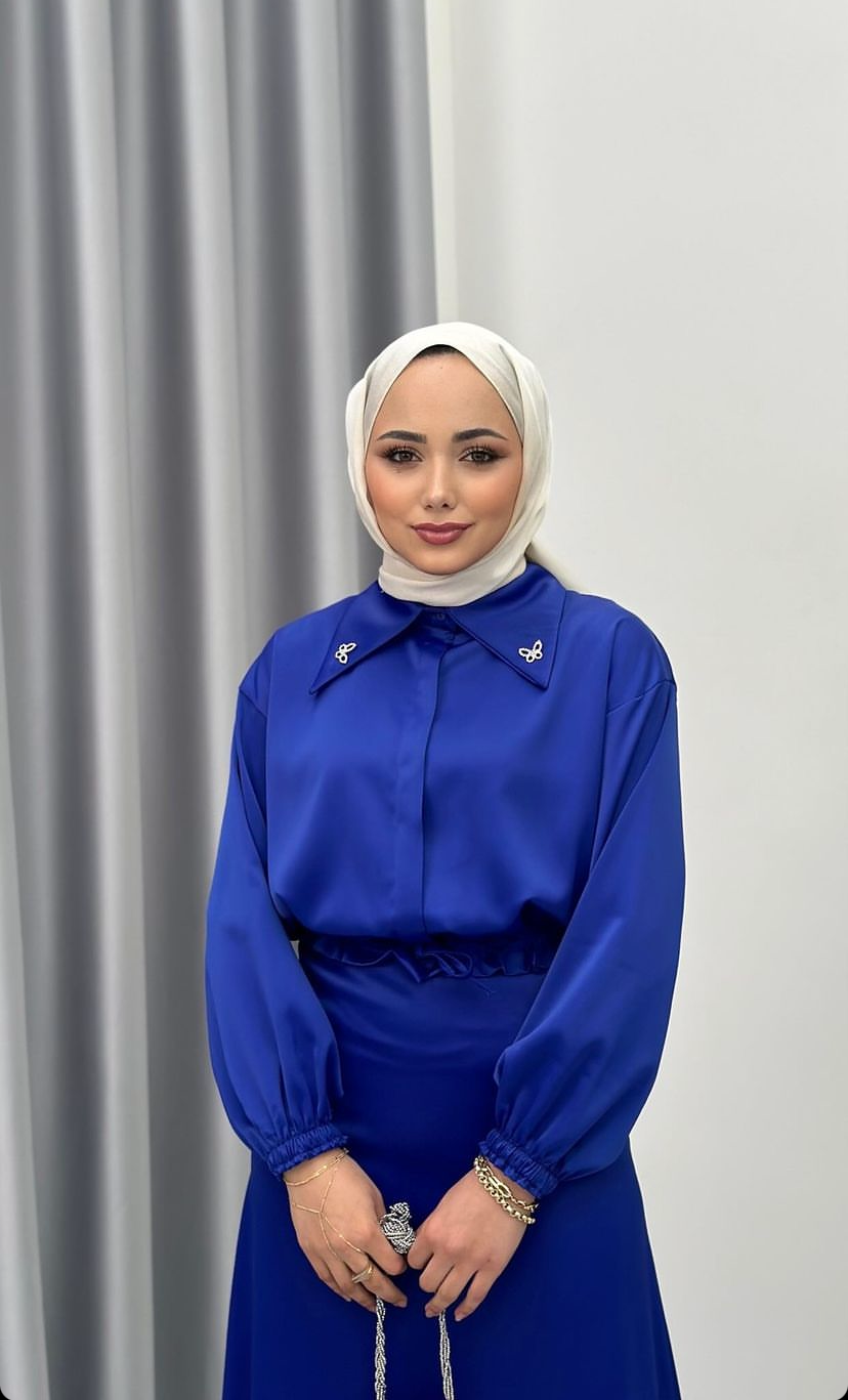 Yakası Broşlu Saten Gömlek Saks mavisi