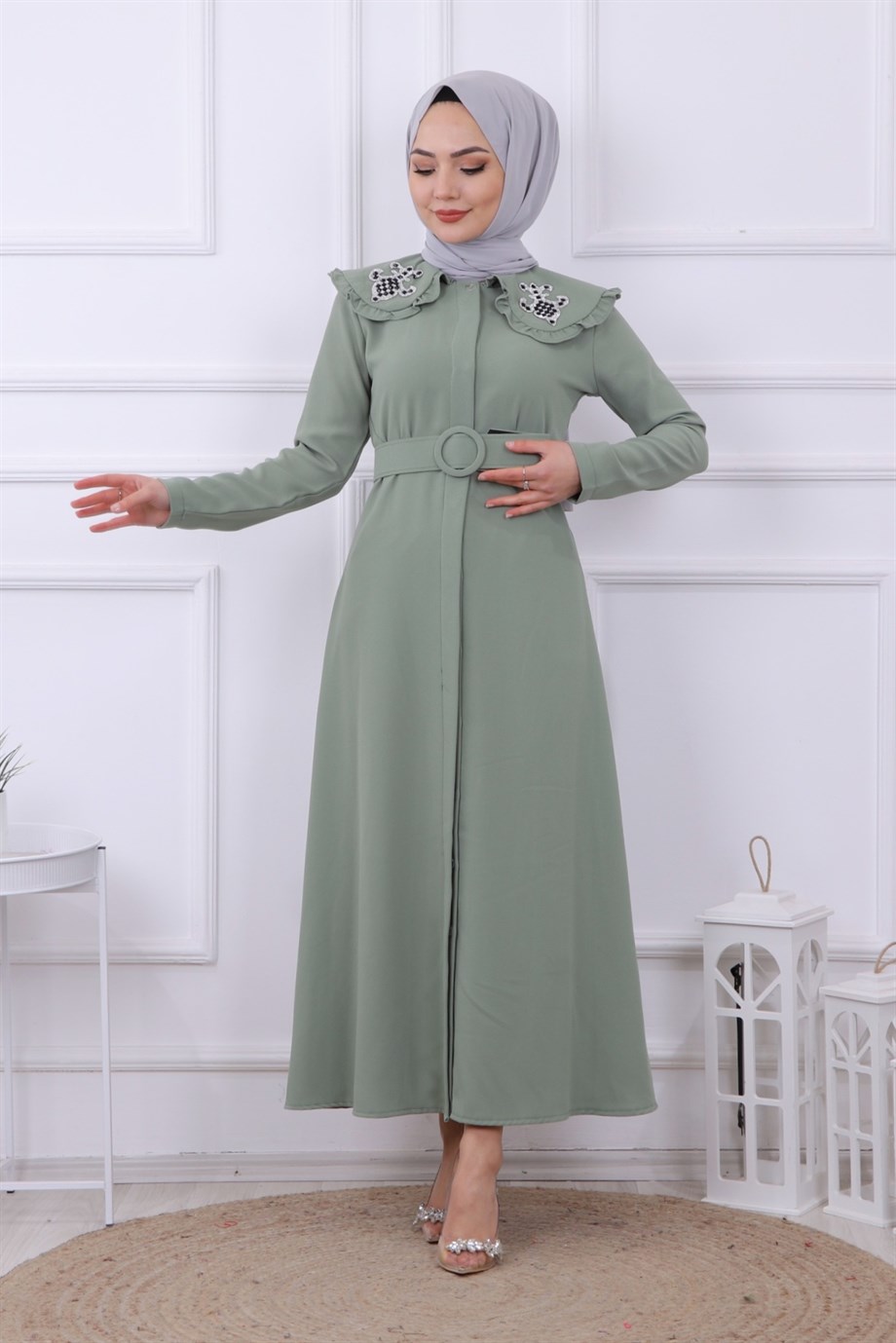 YAKASI TAŞ İŞLEMELİ ABAYA-FERACE