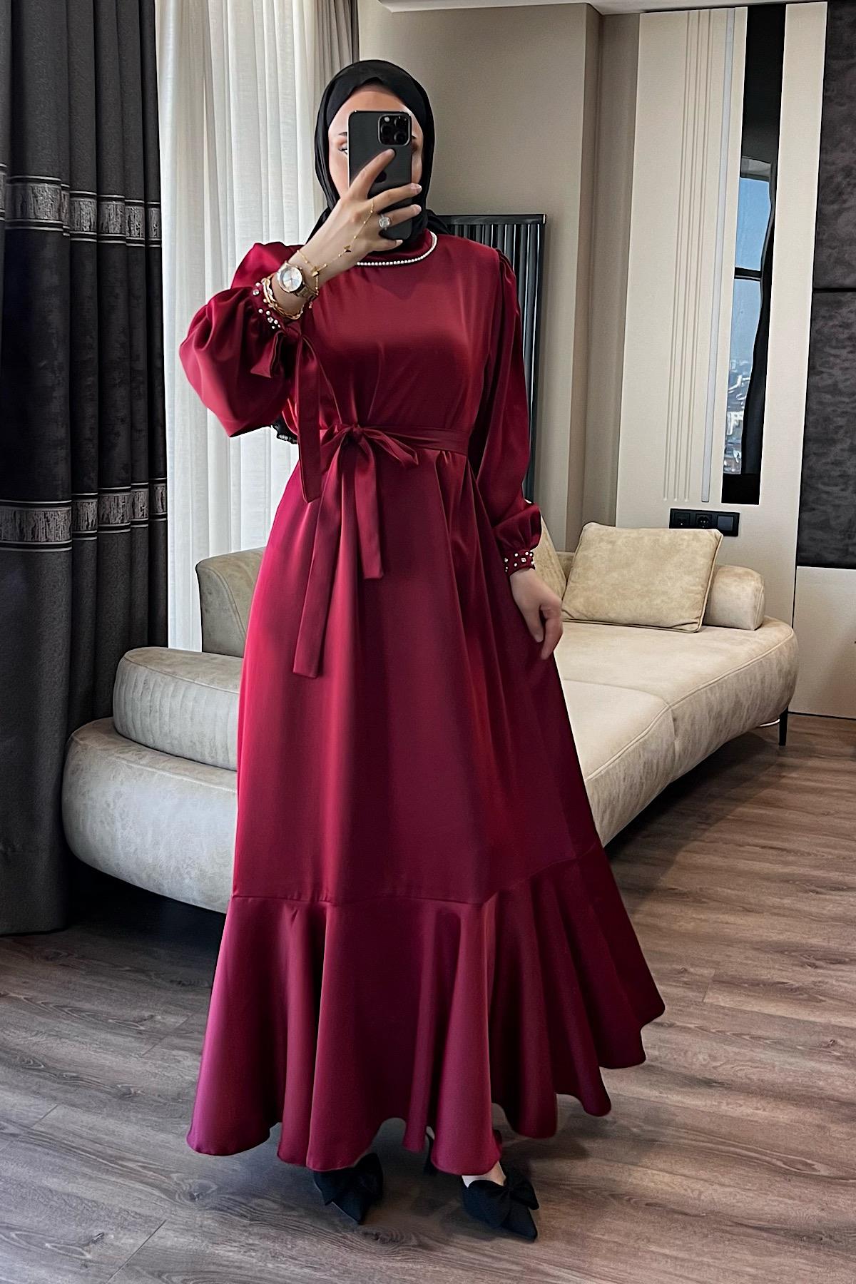 Yakası Ve Kolu Taşlı Saten Elbise Bordo