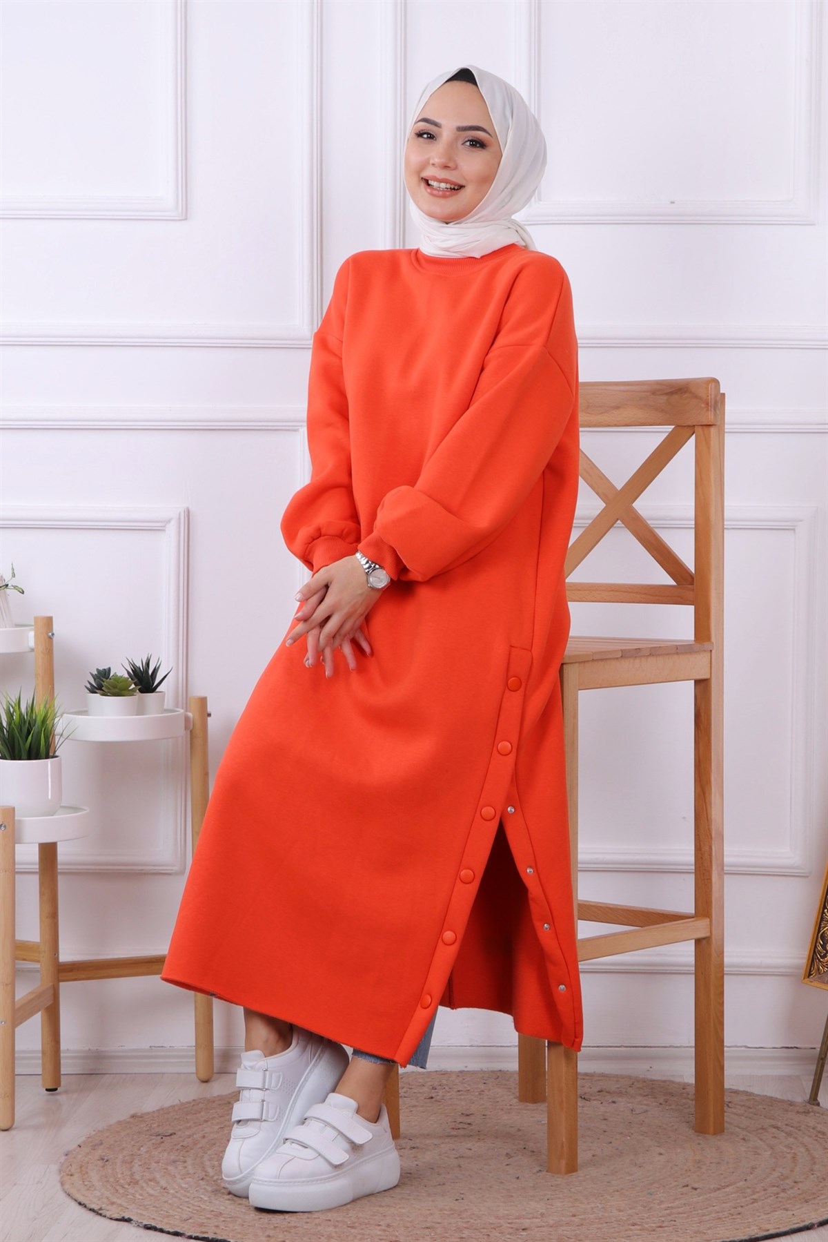 YANI ÇITÇITLI ELBİSE TURUNCU