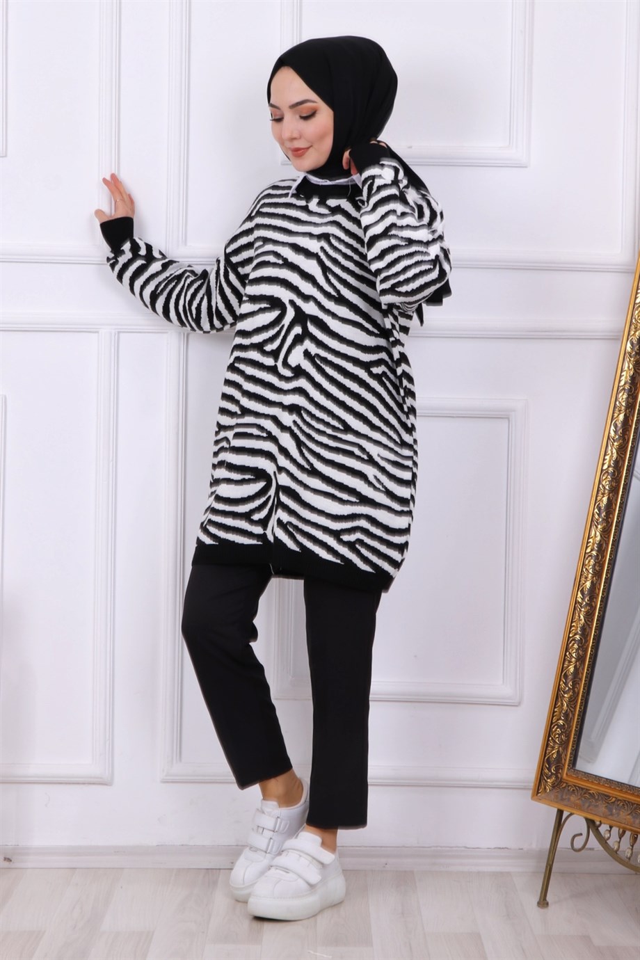 ZEBRA DESEN SİYAH TUNİK