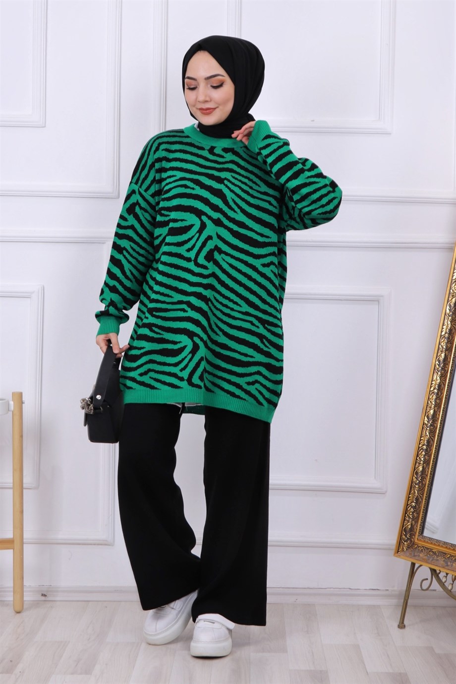 ZEBRA DESEN YEŞİL TUNİK