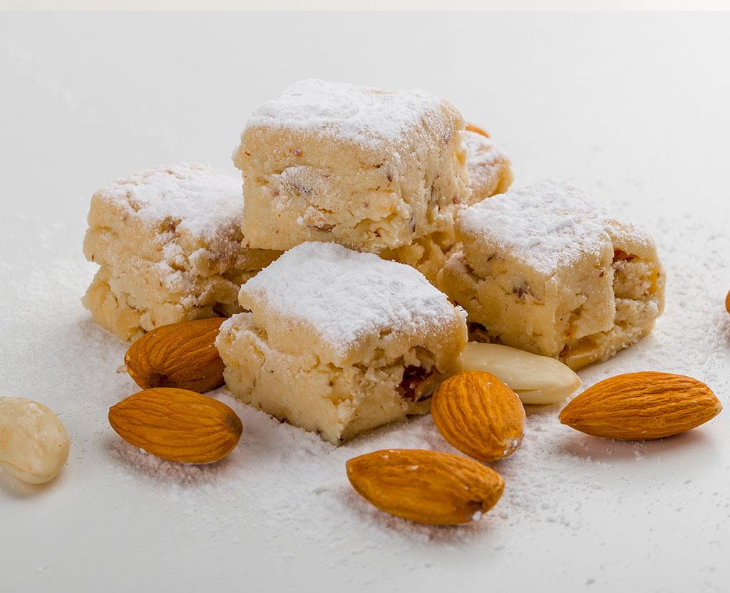 Kare Bademli Kurabiye 185 Gr