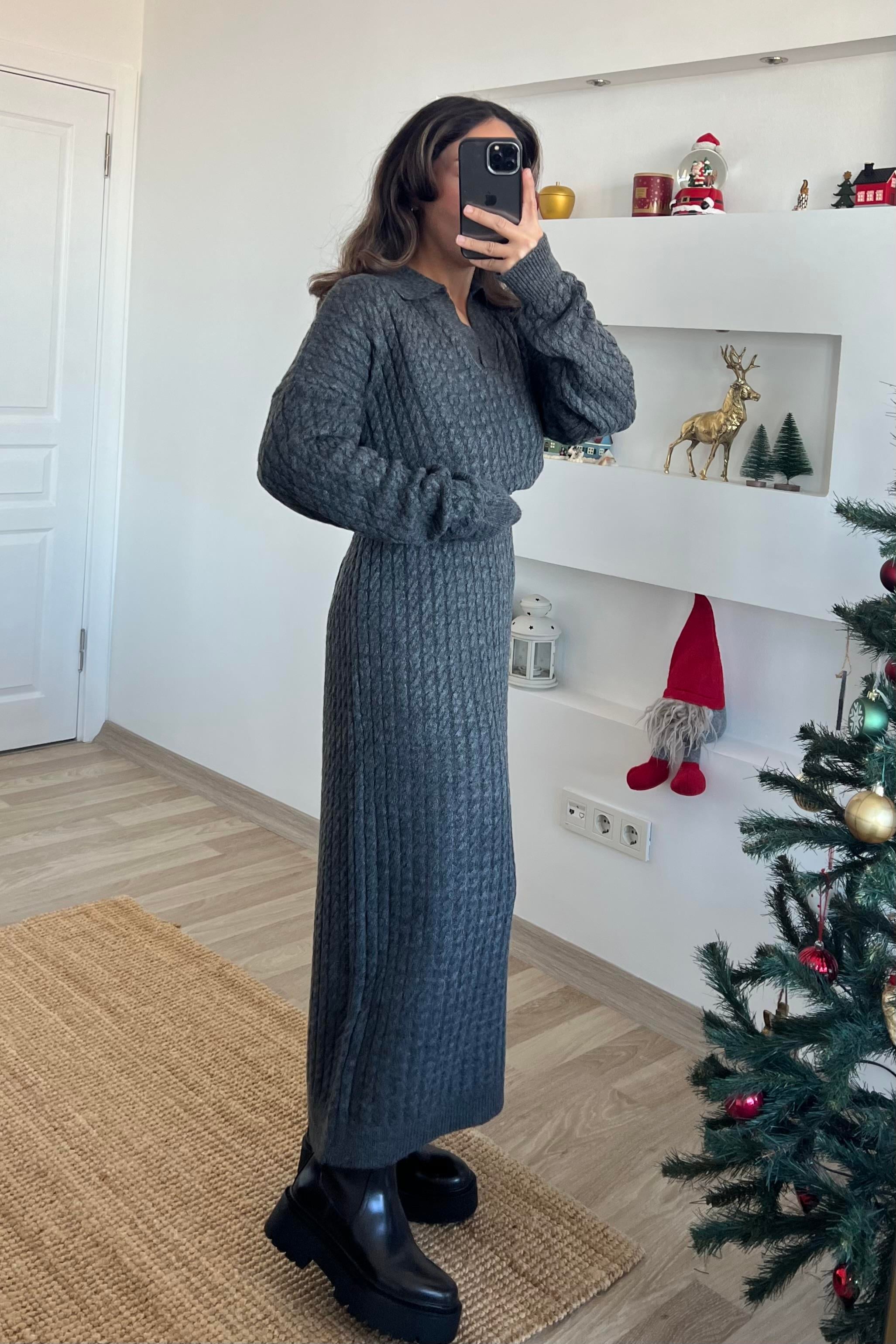 Antrasit Saç Örgülü Polo Yaka Triko Elbise uygun fiyatlarda www.butikhola.com adresinde