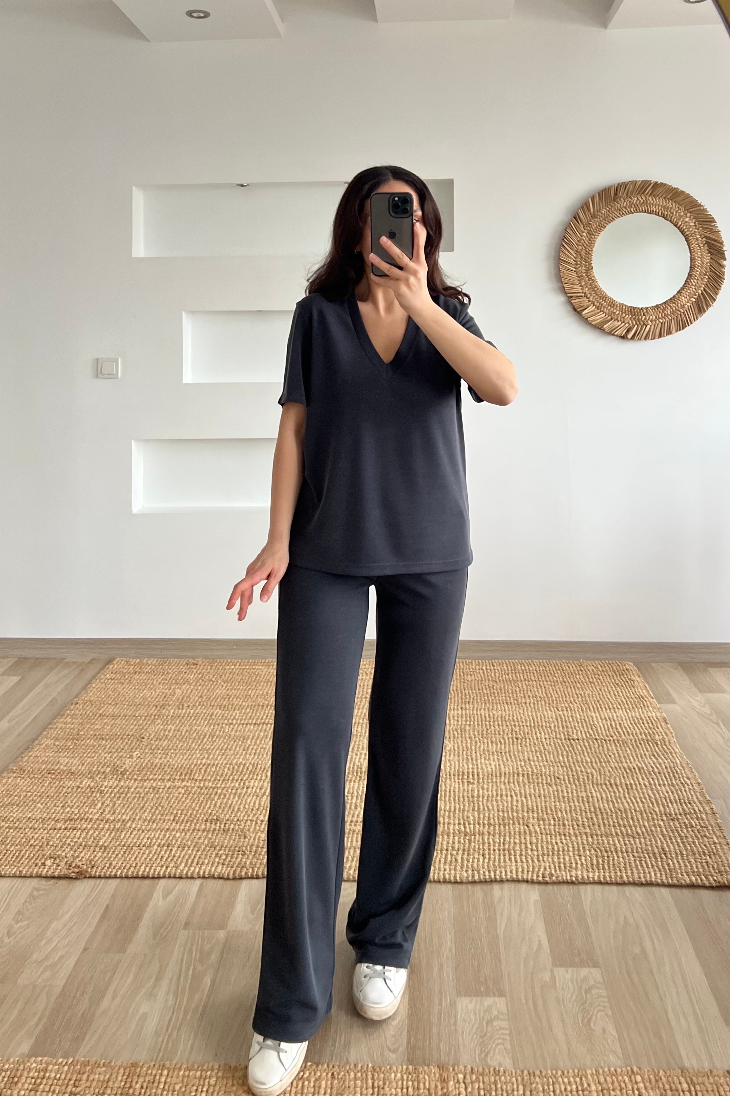 Antrasit V yaka Oysho Kumaş Modal Takım uygun fiyatlarda www.butikhola.com adresinde
