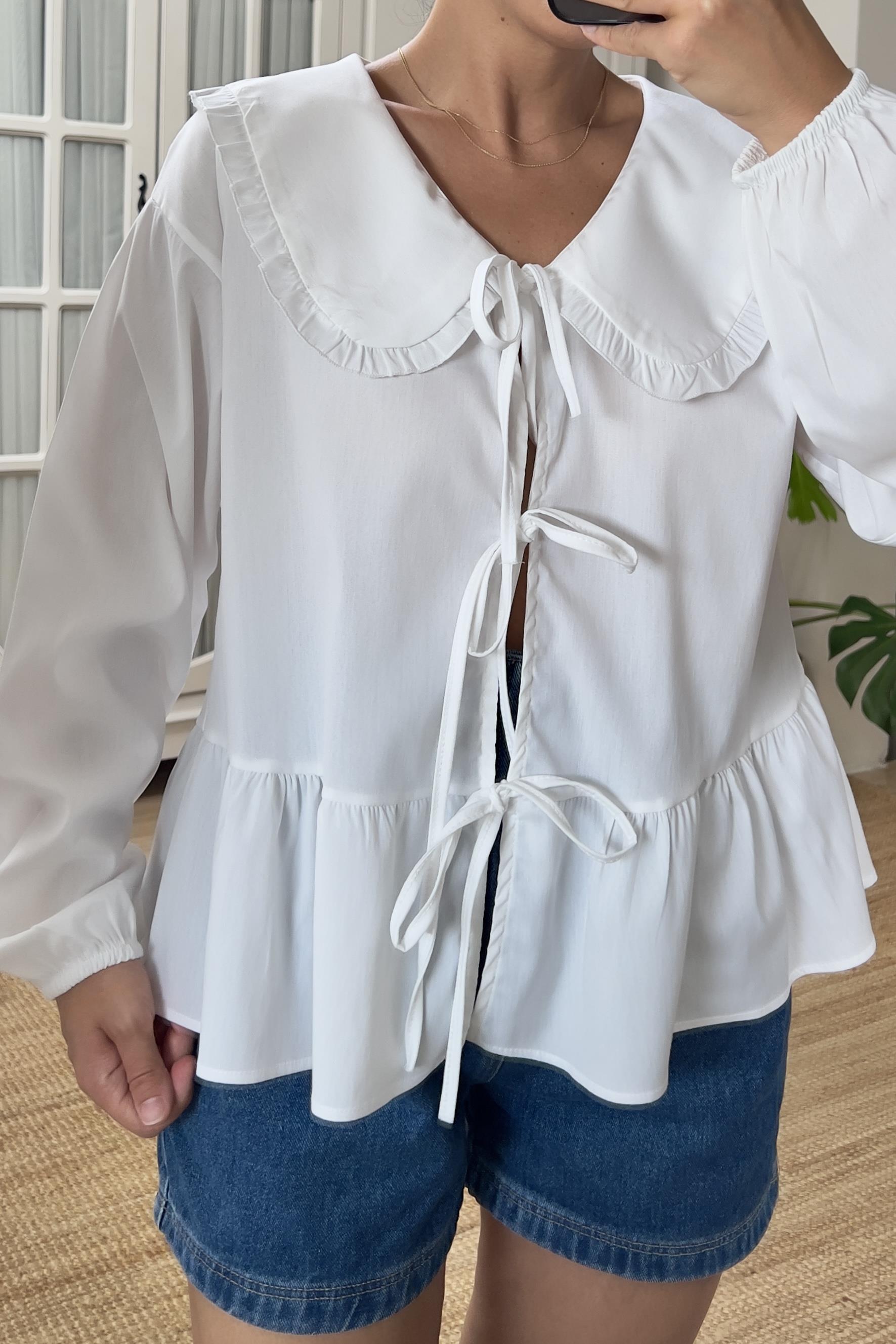 Bebe Yaka Bağlama Detaylı Bluz uygun fiyatlarda www.butikhola.com adresinde