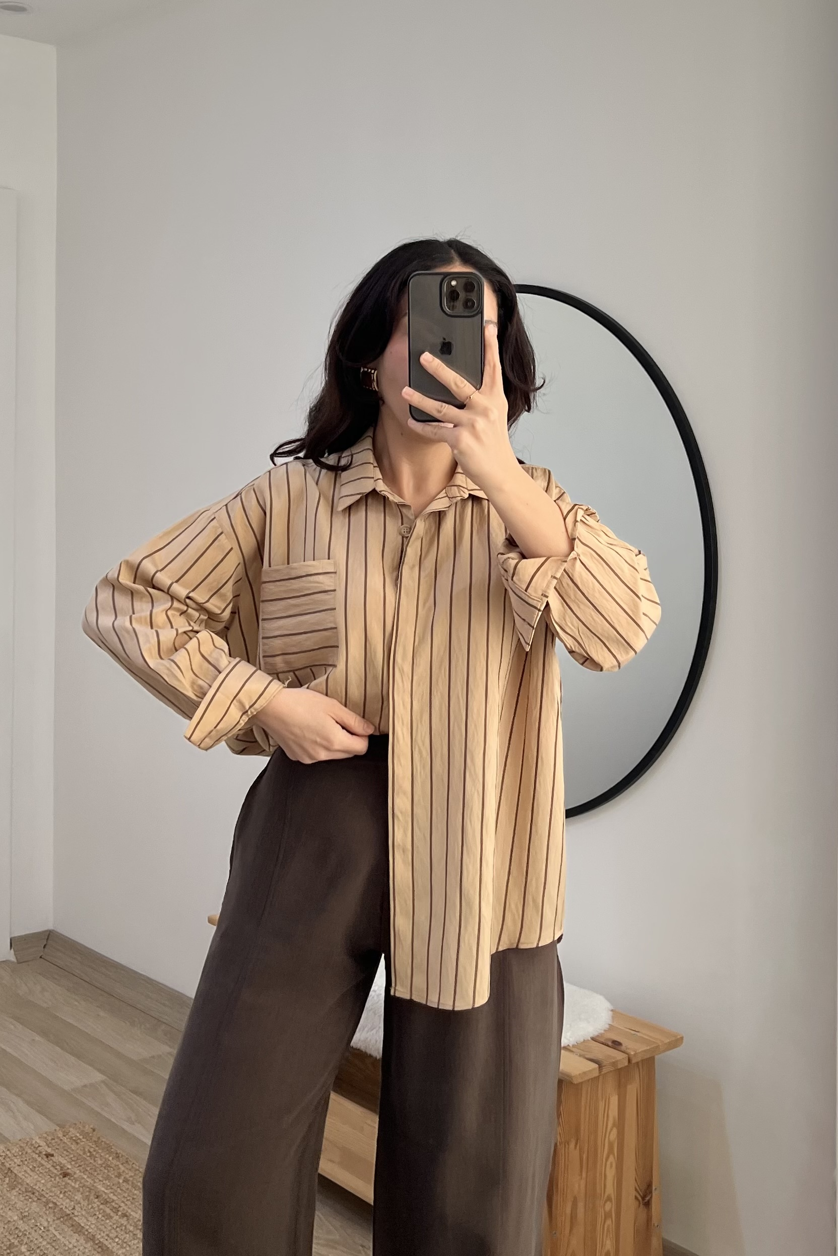 Bej Kahve Çizgili Cepli Tensel Gömlek uygun fiyatlarda www.butikhola.com adresinde