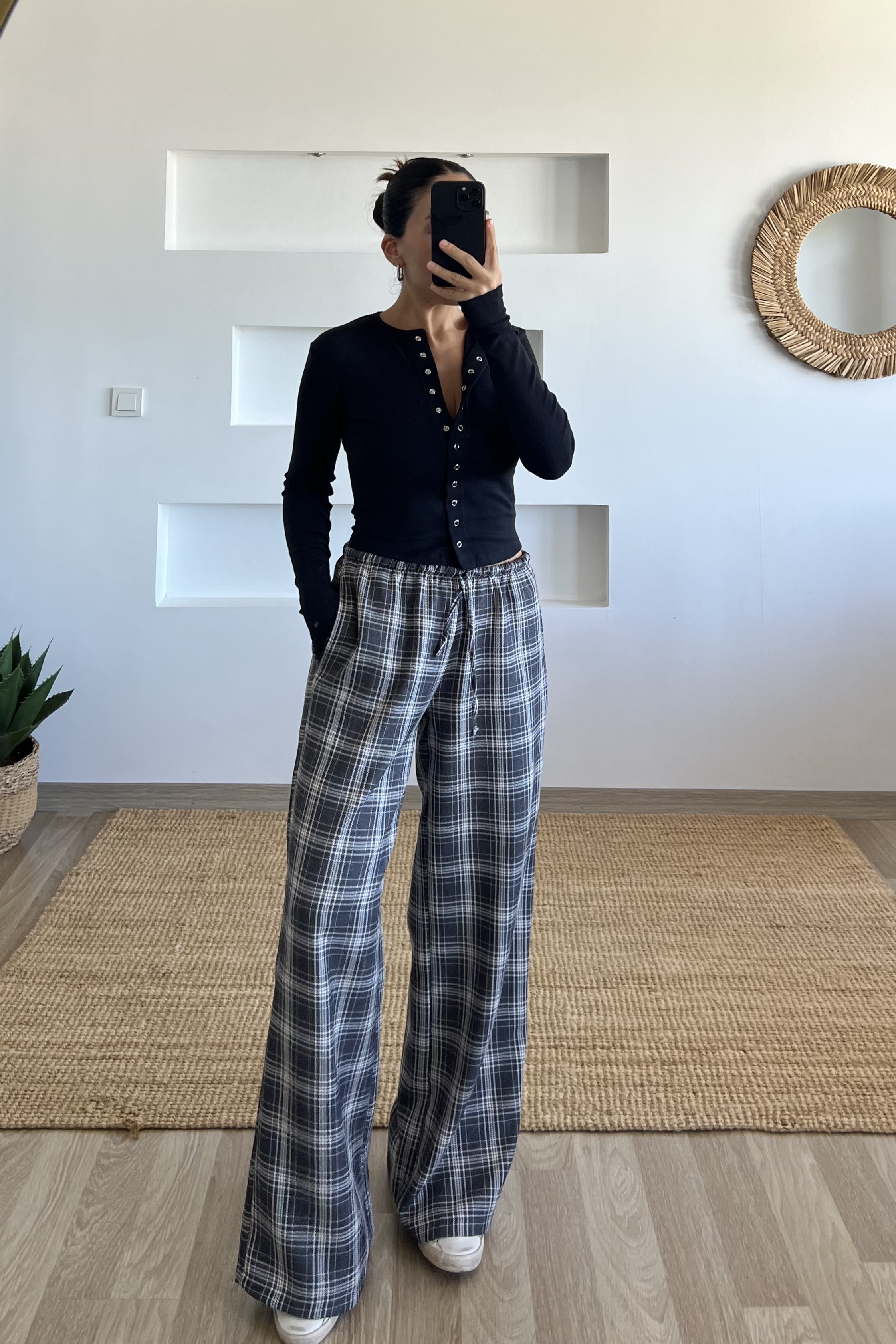 Beli Lastikli Antrasit Ekoseli Pantolon uygun fiyatlarda www.butikhola.com adresinde