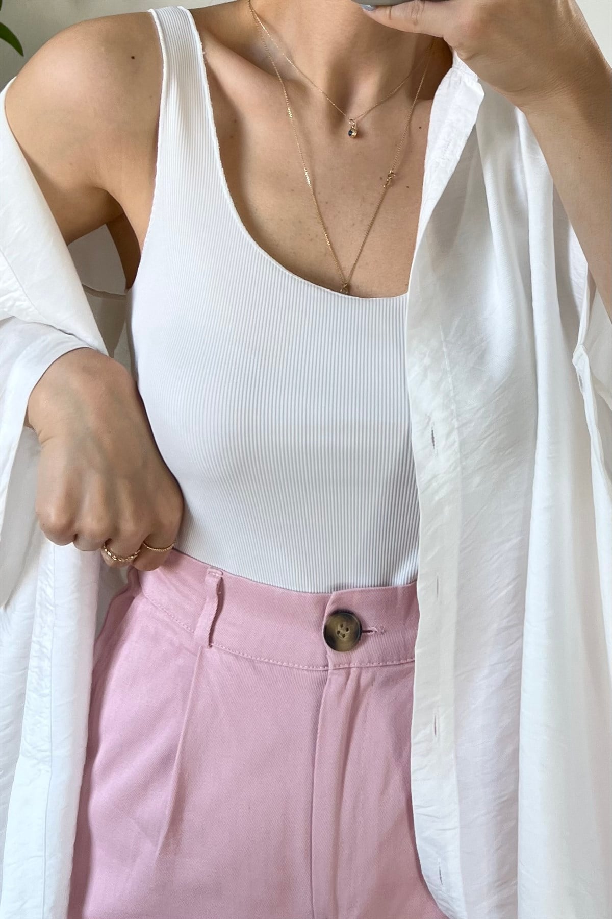 Beyaz Askılı Fitilli Tshirt uygun fiyatlarda www.butikhola.com adresinde