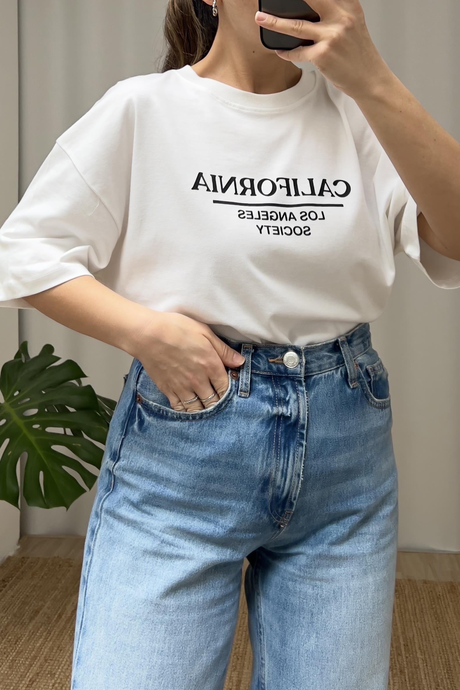 California Düşük Omuz Oversize Tshirt uygun fiyatlarda www.butikhola.com adresinde