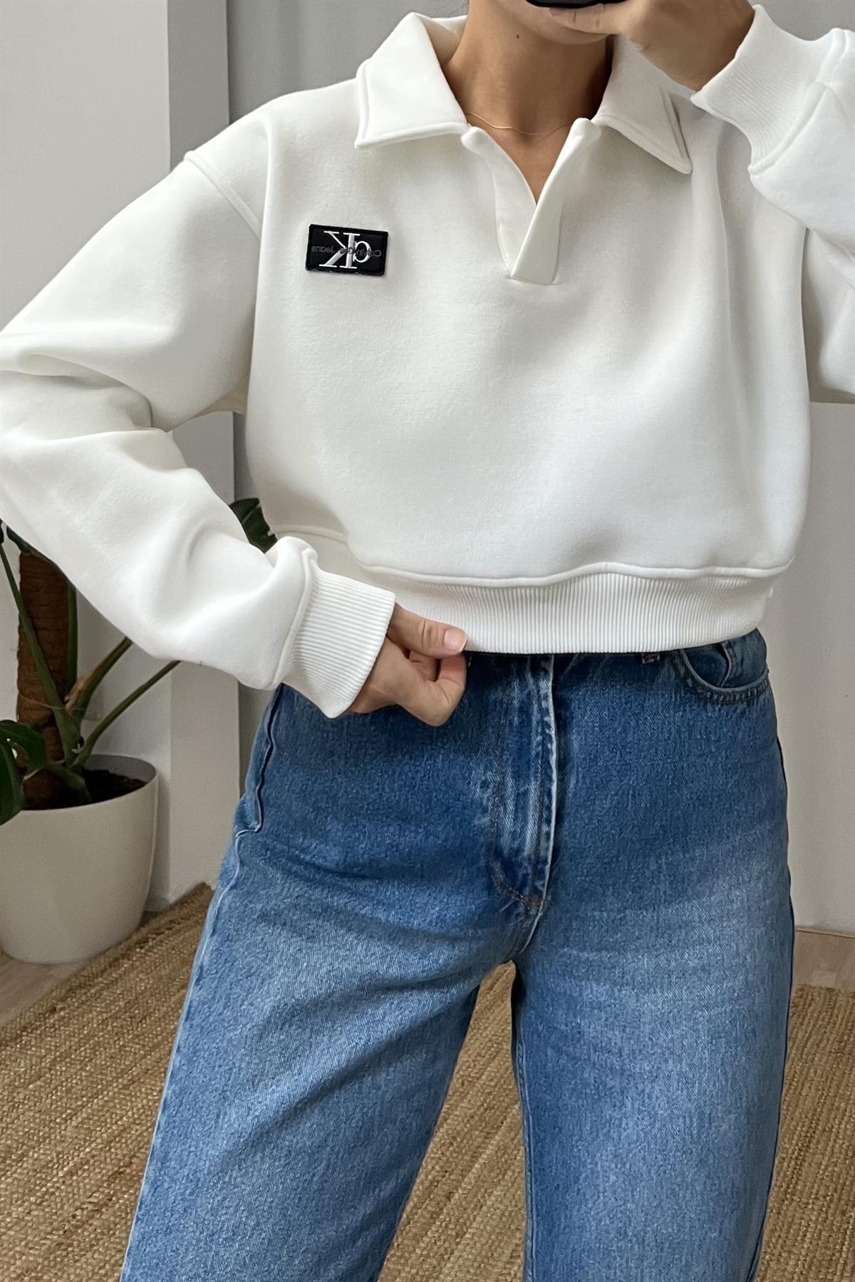 Ekru Ck Polo Yaka Crop Sweatshirt uygun fiyatlarda www.butikhola.com adresinde