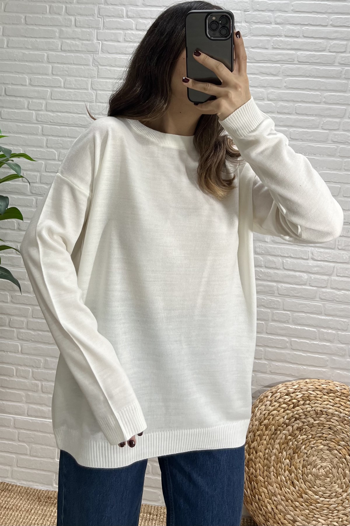 Ekru Dökümlü İnce Triko Kazak uygun fiyatlarda www.butikhola.com adresinde