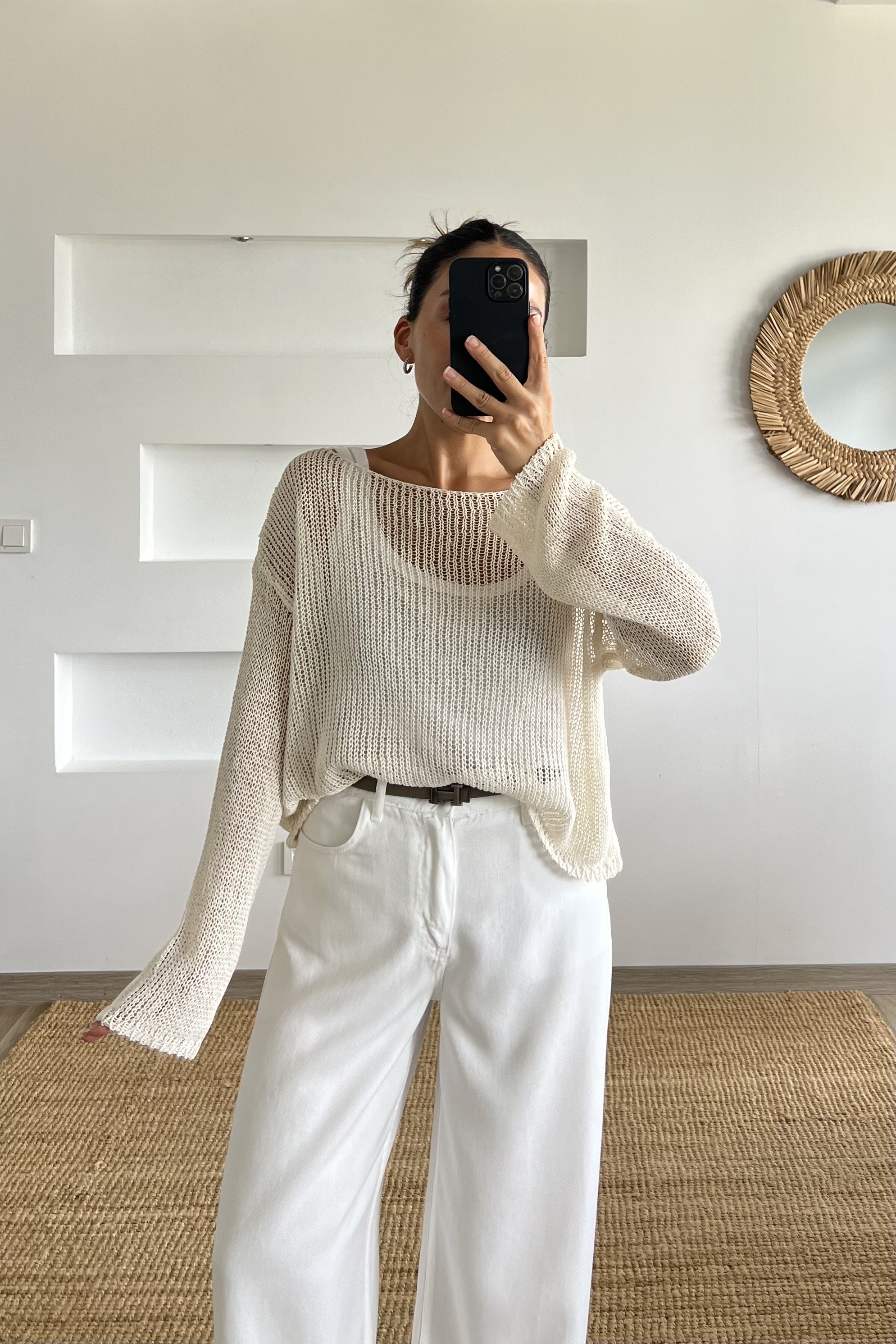 Ekru Kayık Yaka Ajurlu Bluz uygun fiyatlarda www.butikhola.com adresinde