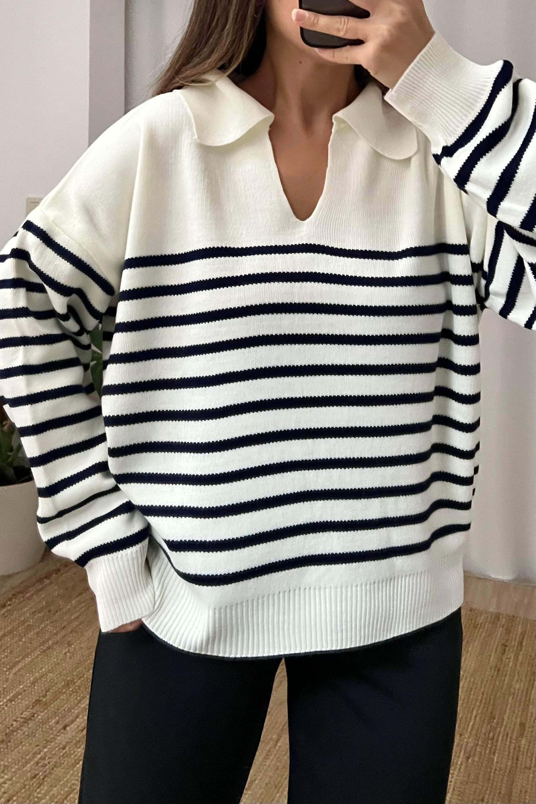 Ekru Lacivert Çizgili Polo Yaka Kazak uygun fiyatlarda www.butikhola.com adresinde