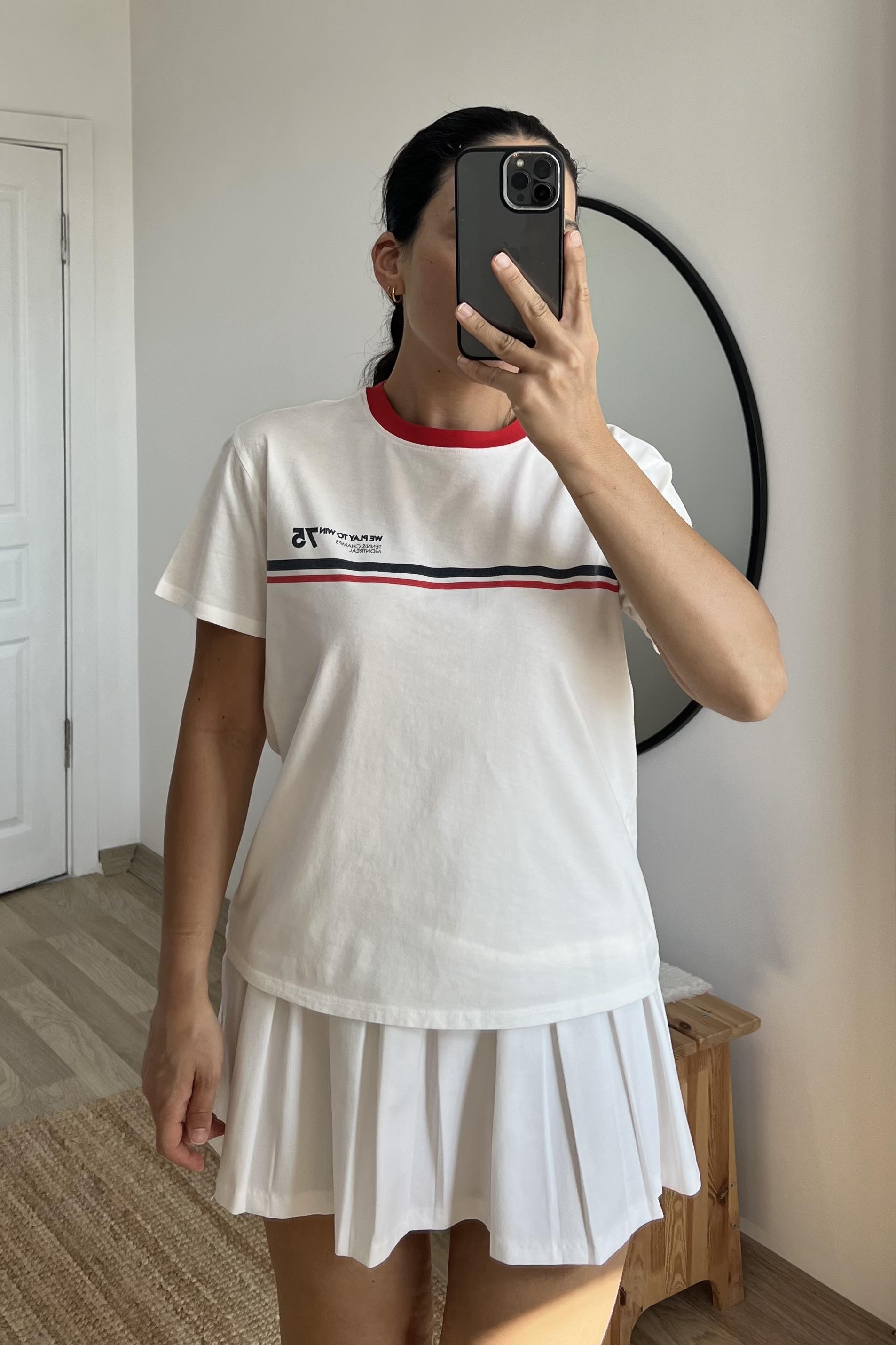 Ekru Yakası Biyeli Tennis Tshirt uygun fiyatlarda www.butikhola.com adresinde