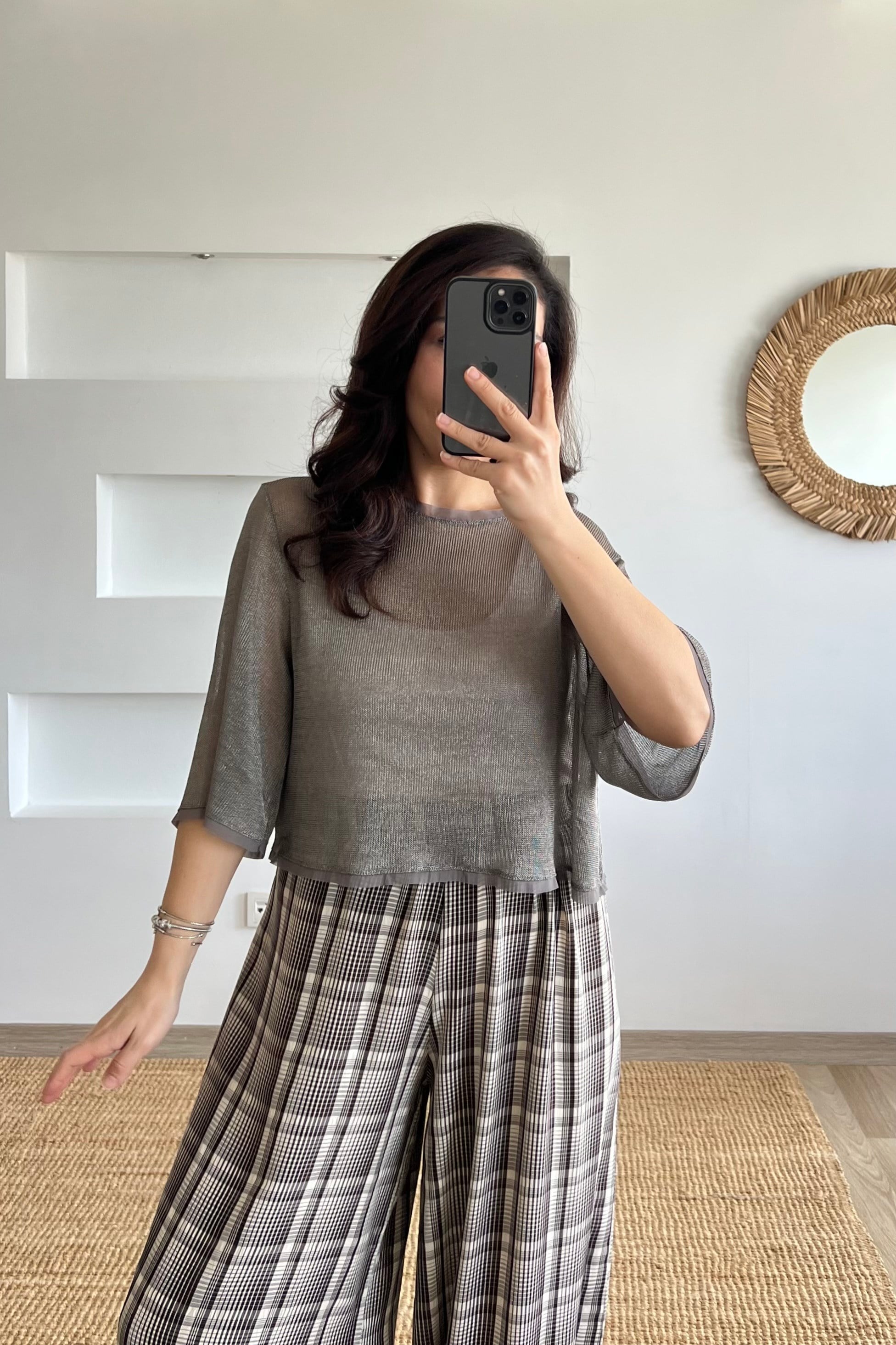 Gümüş Simli Transparan Bluz uygun fiyatlarda www.butikhola.com adresinde