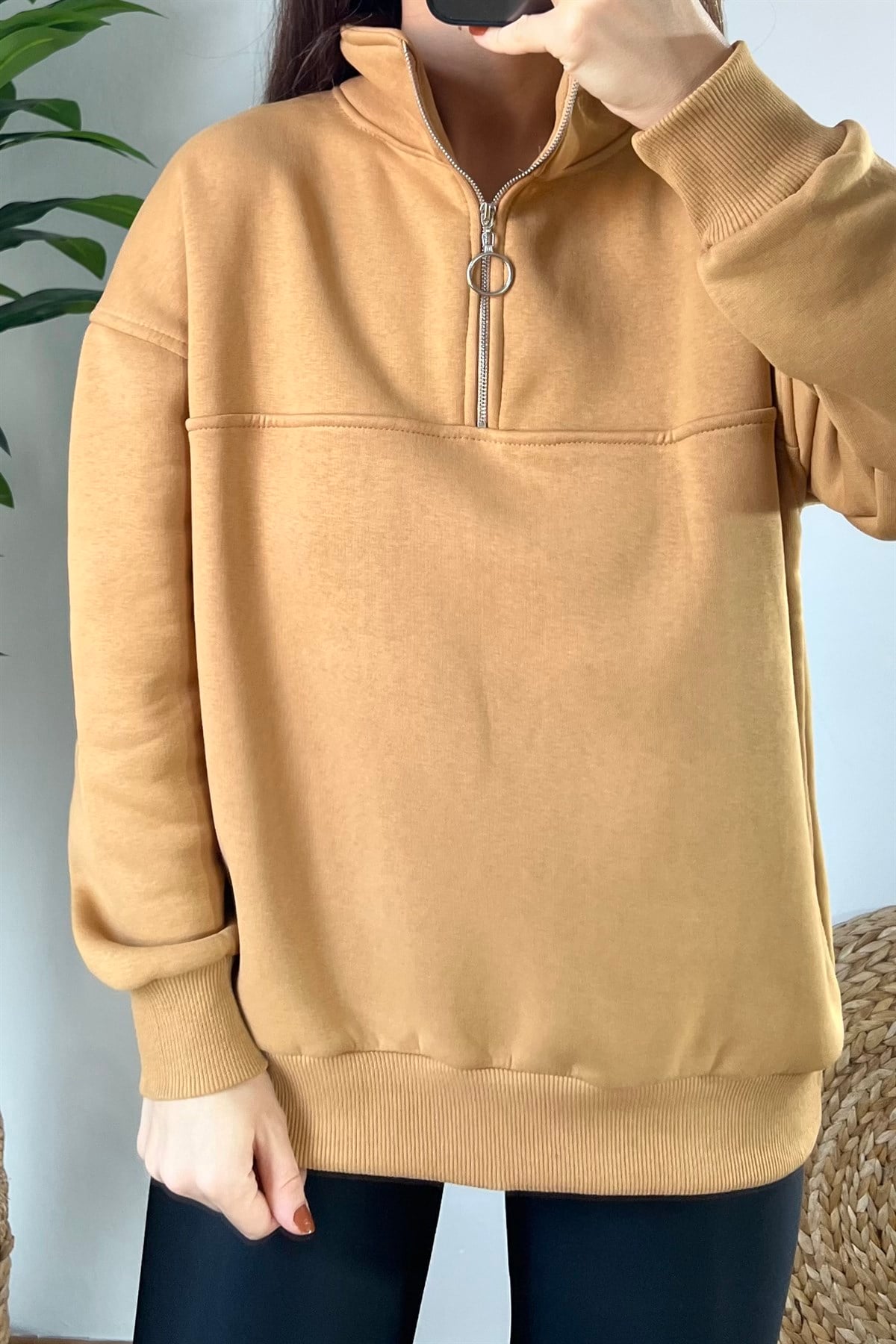 Hardal Yakası Fermuarlı Sweatshirt uygun fiyatlarda www.butikhola.com adresinde