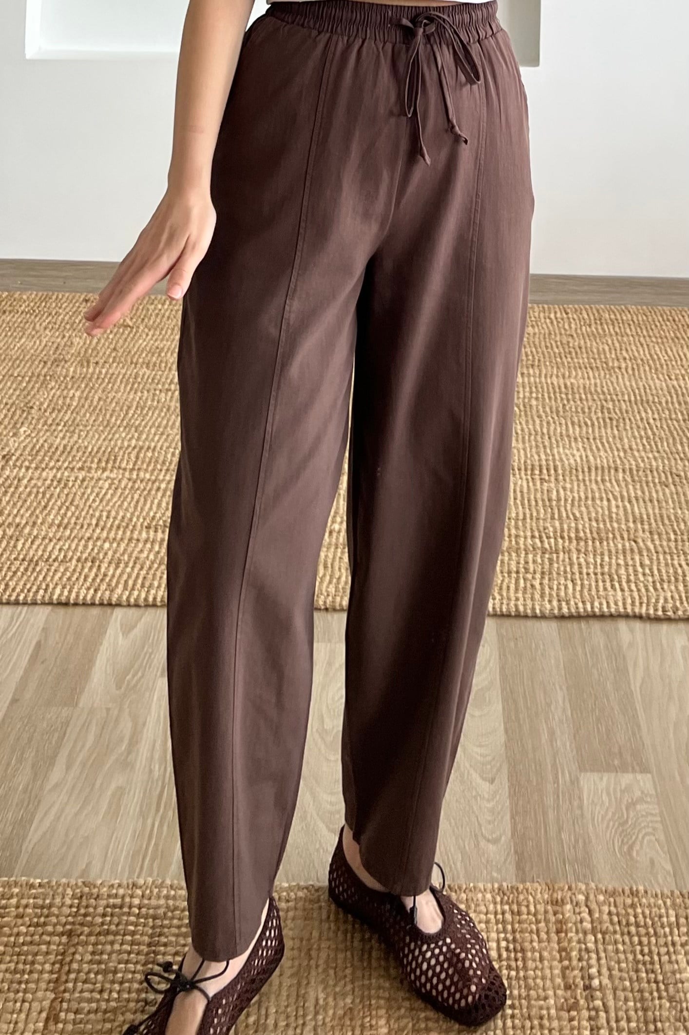 Kahverengi Barrel Ham Keten Pantolon uygun fiyatlarda www.butikhola.com adresinde