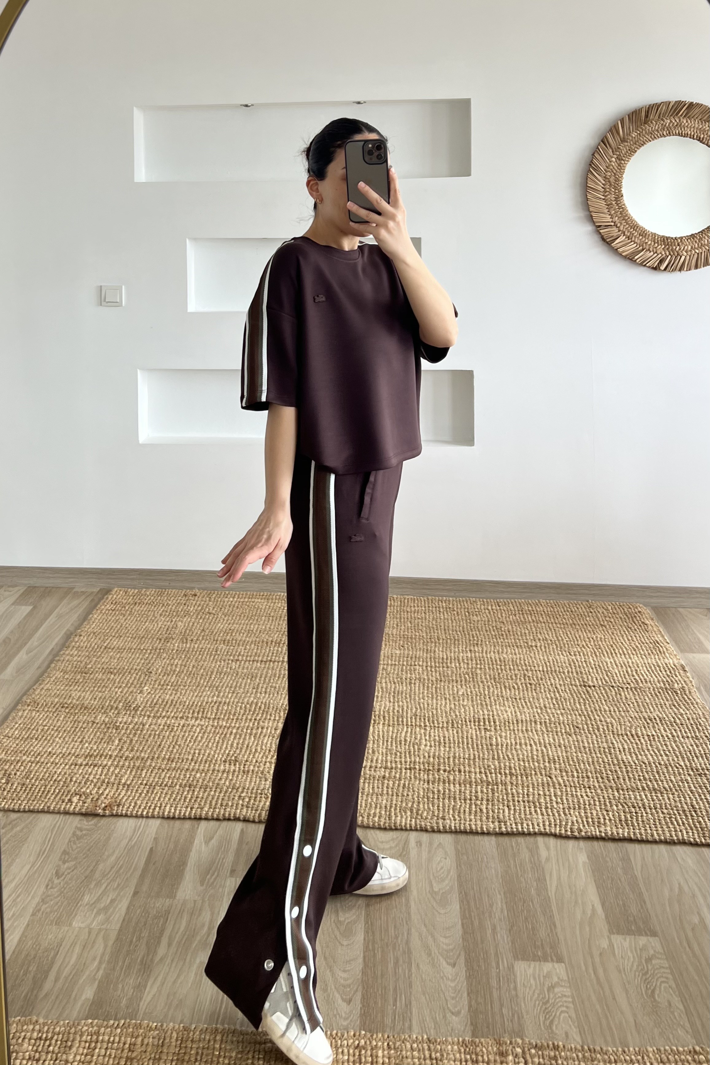 Kahverengi File Şeritli Premium Modal Takım uygun fiyatlarda www.butikhola.com adresinde