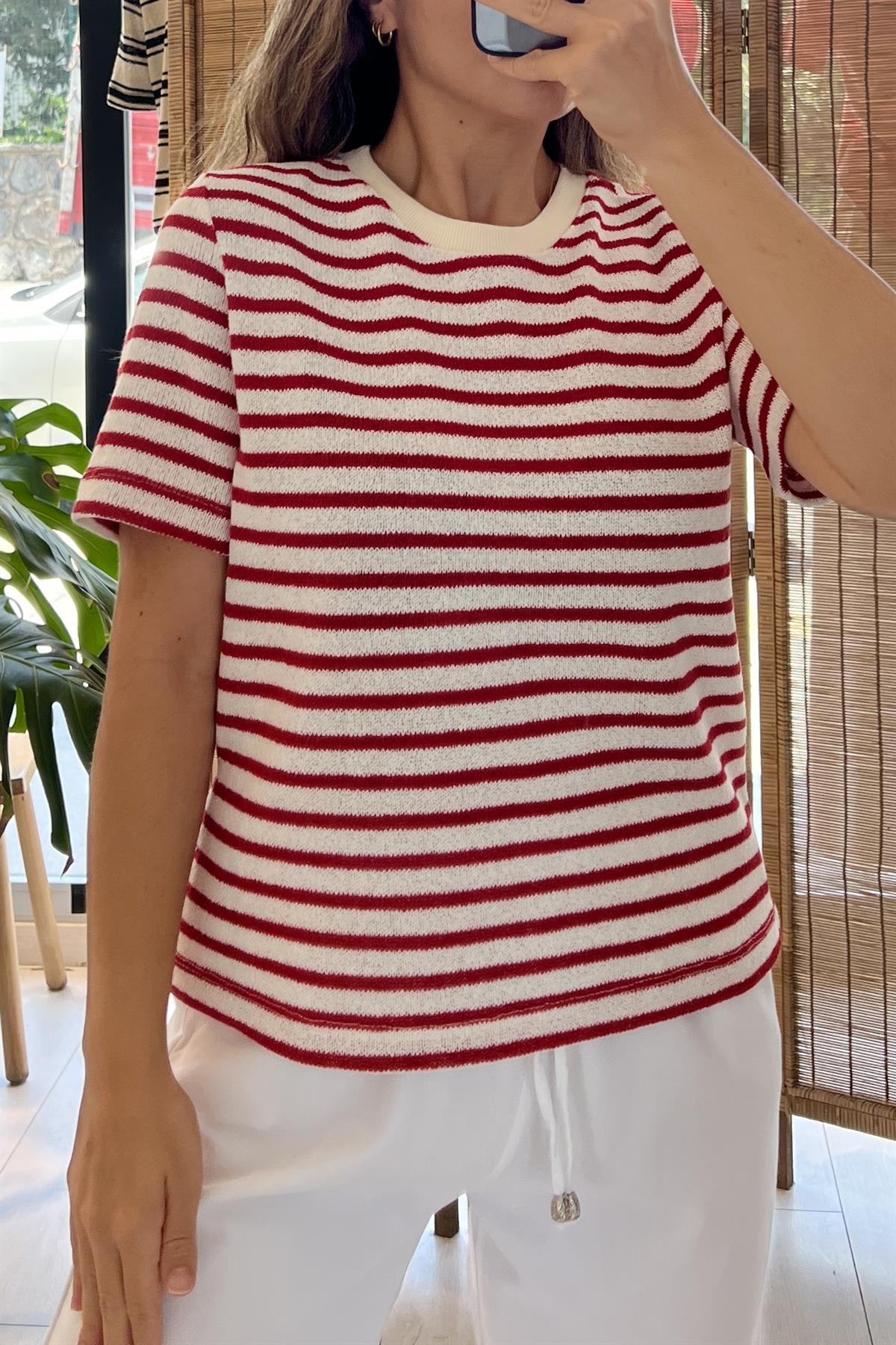 Kırmızı Çizgili Merserize Bluz uygun fiyatlarda www.butikhola.com adresinde