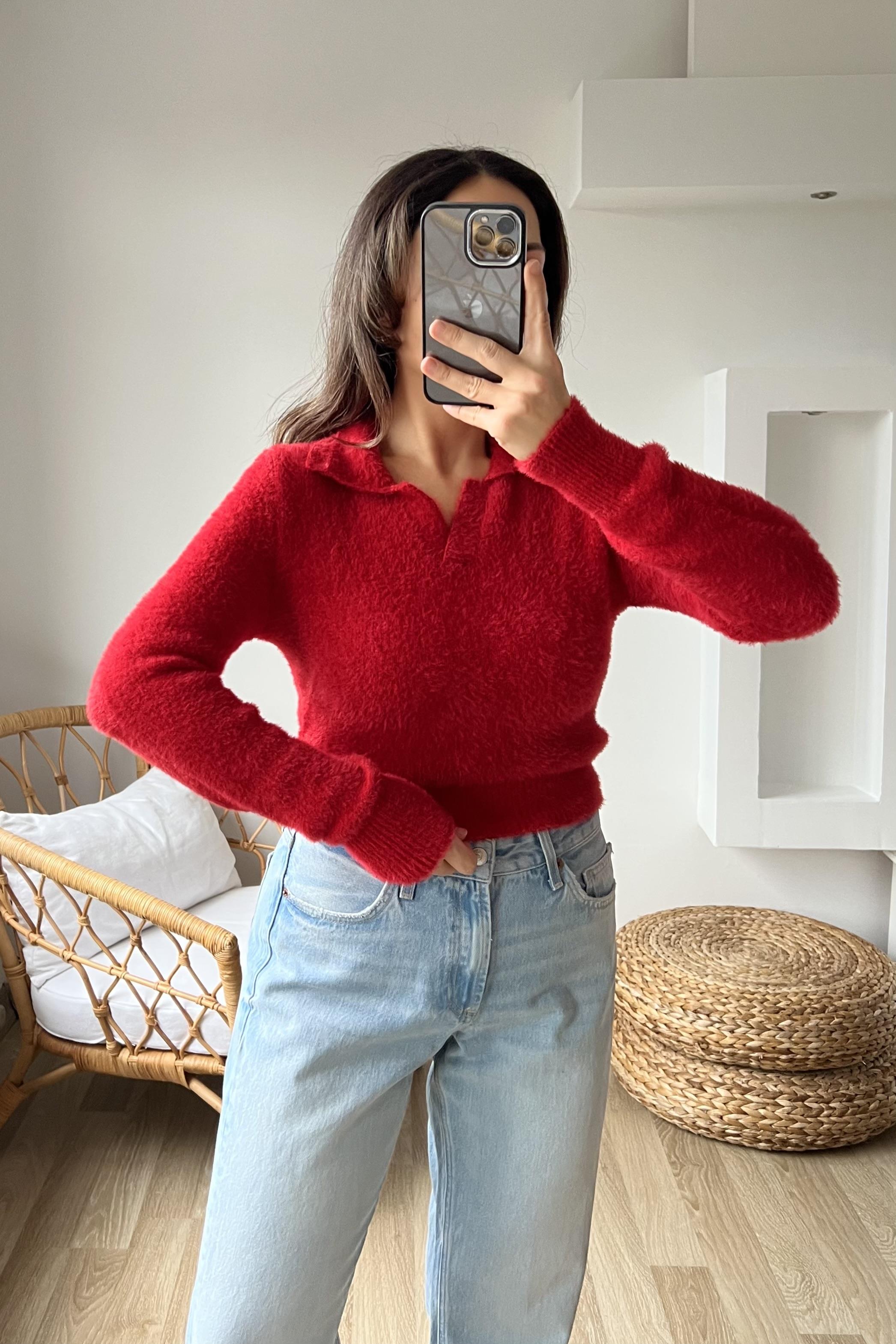 Kırmızı Polo Yaka Yumoş Kazak uygun fiyatlarda www.butikhola.com adresinde