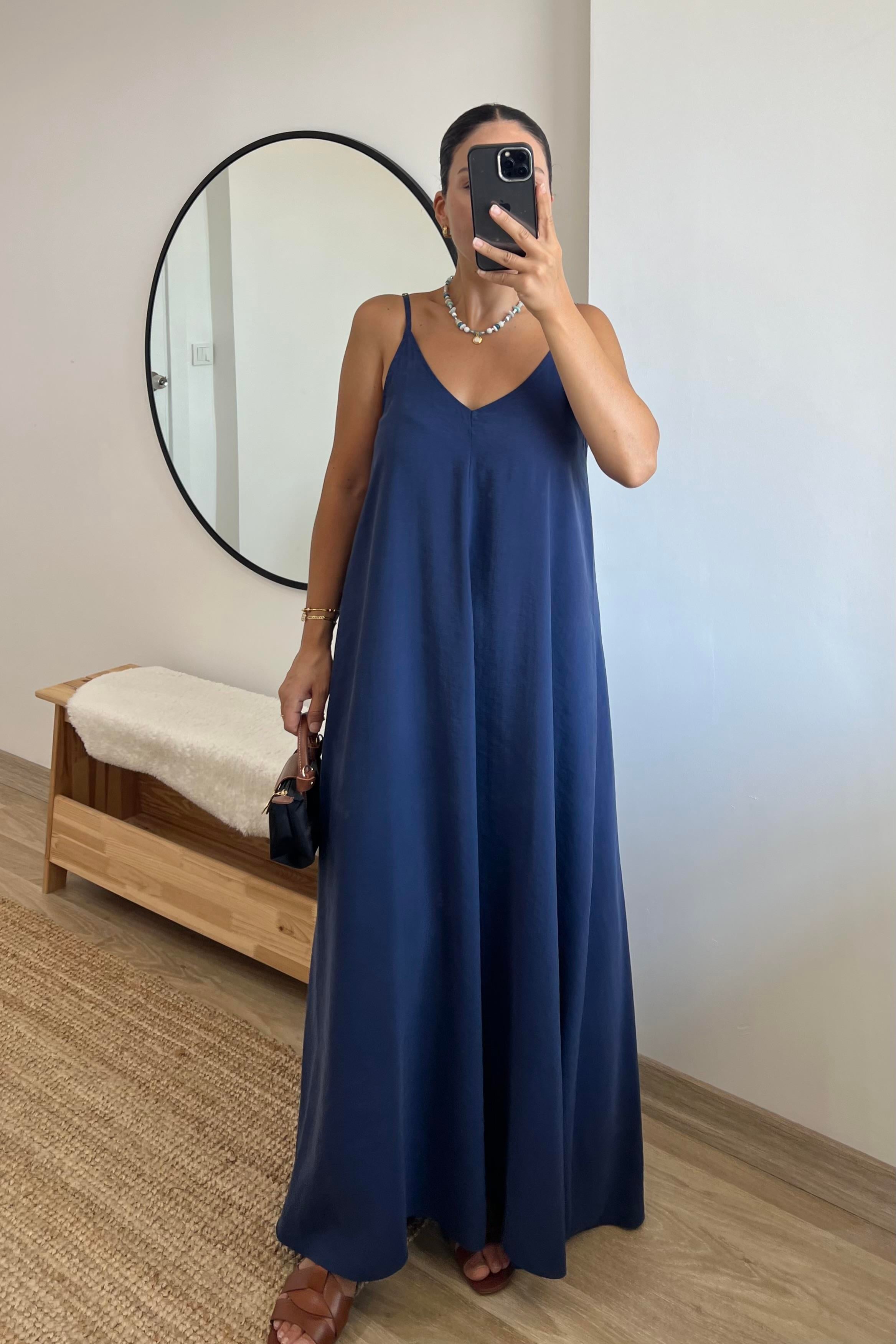 Lacivert Ayarlanabilir Askılı Modal Elbise uygun fiyatlarda www.butikhola.com adresinde