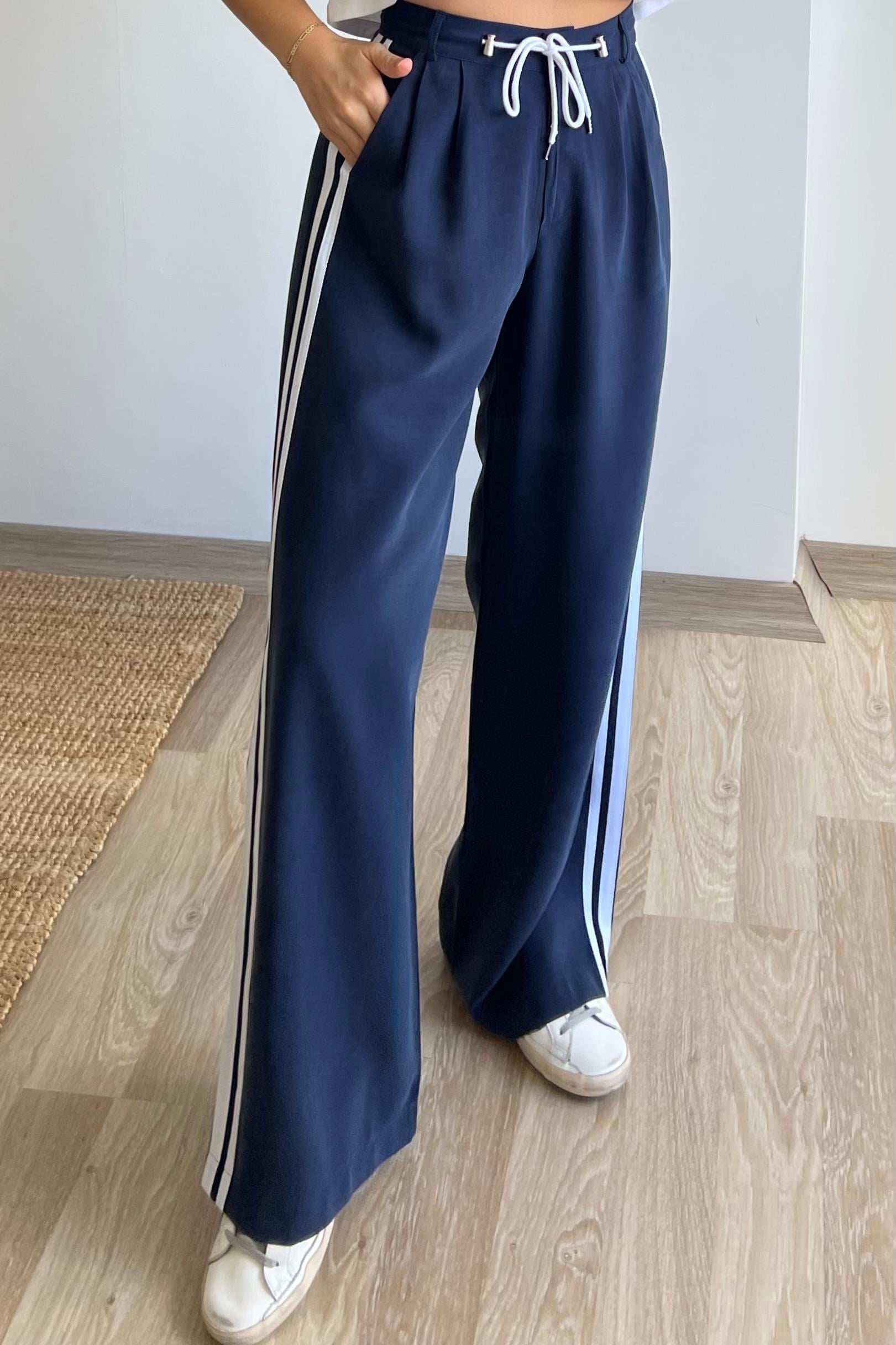 Lacivert Beli İpli Yanı Şeritli Comfort Pantolon uygun fiyatlarda www.butikhola.com adresinde