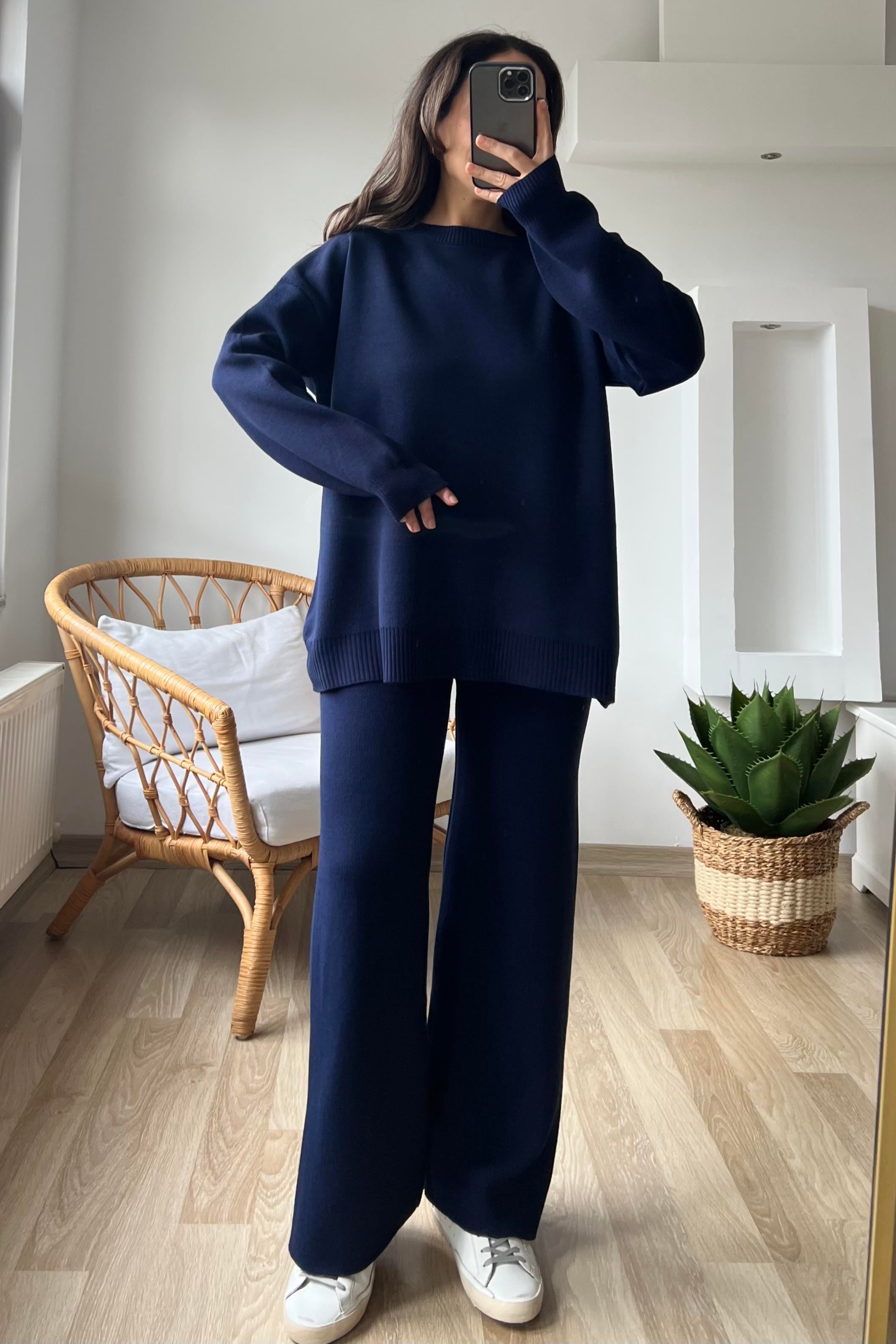 Lacivert Çelik Örme Triko Takım uygun fiyatlarda www.butikhola.com adresinde