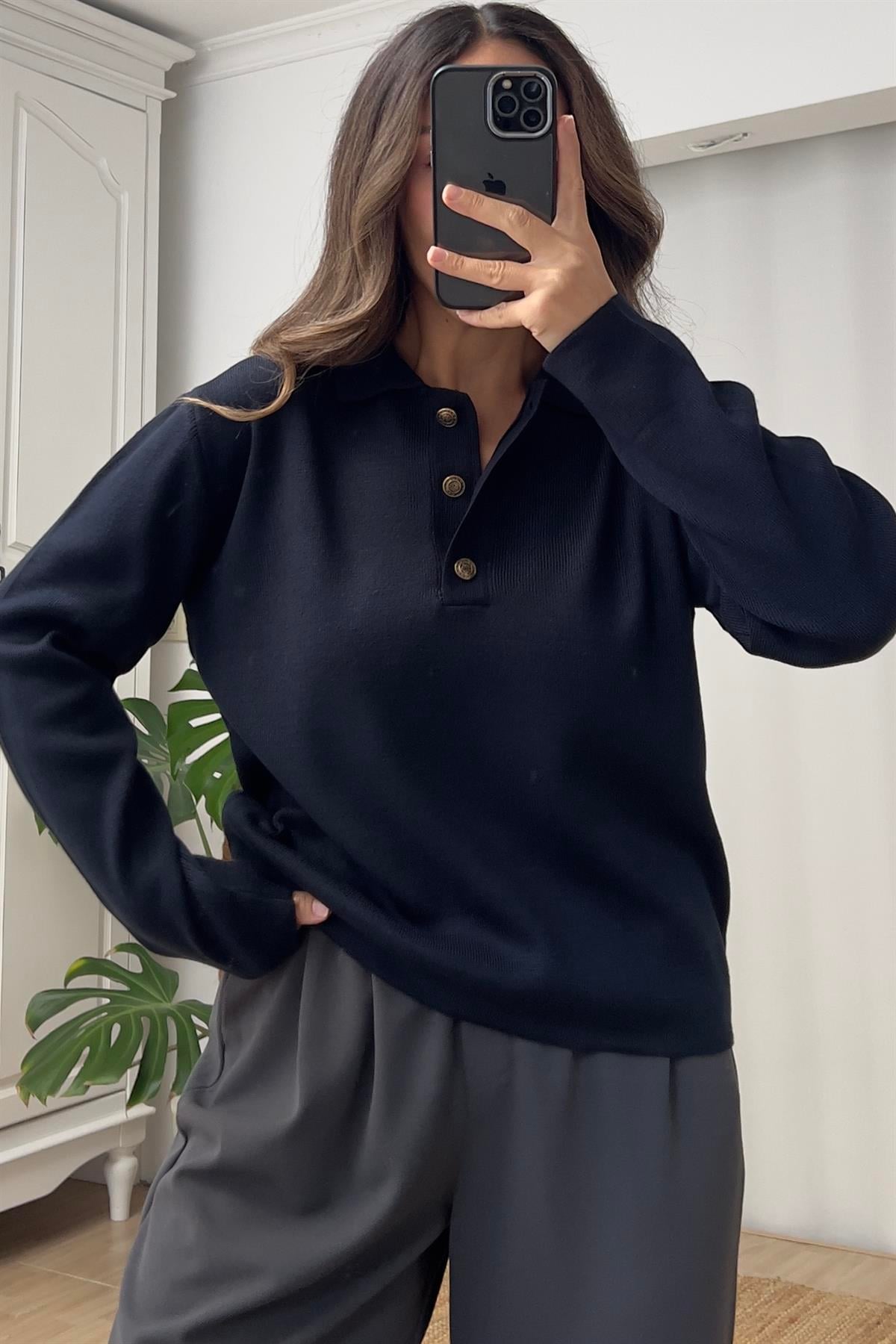 Lacivert Gold Düğmeli Polo Yaka Kazak uygun fiyatlarda www.butikhola.com adresinde