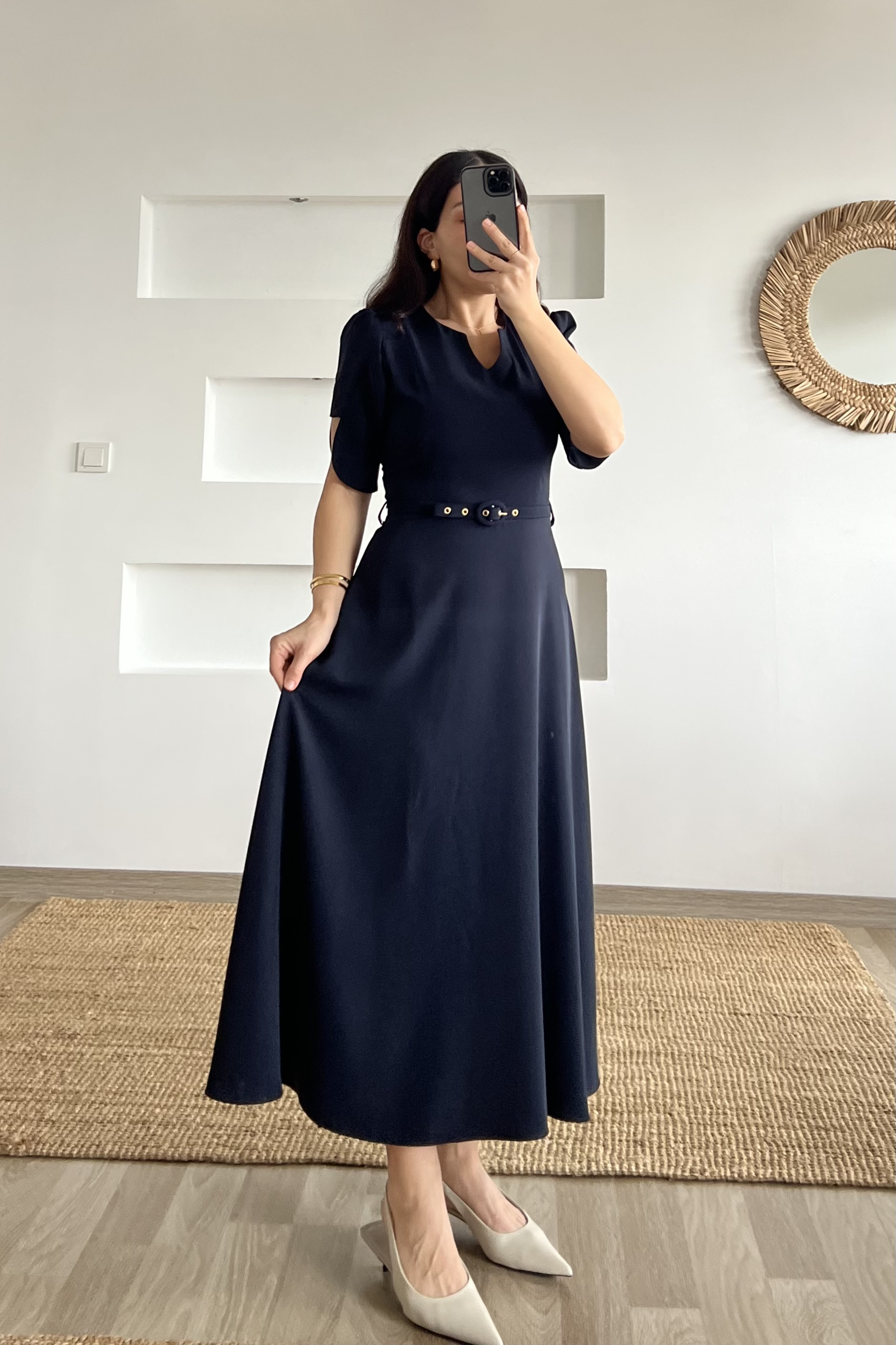 Lacivert Kendinden Kemerli Asimetrik Kol uygun fiyatlarda www.butikhola.com adresinde