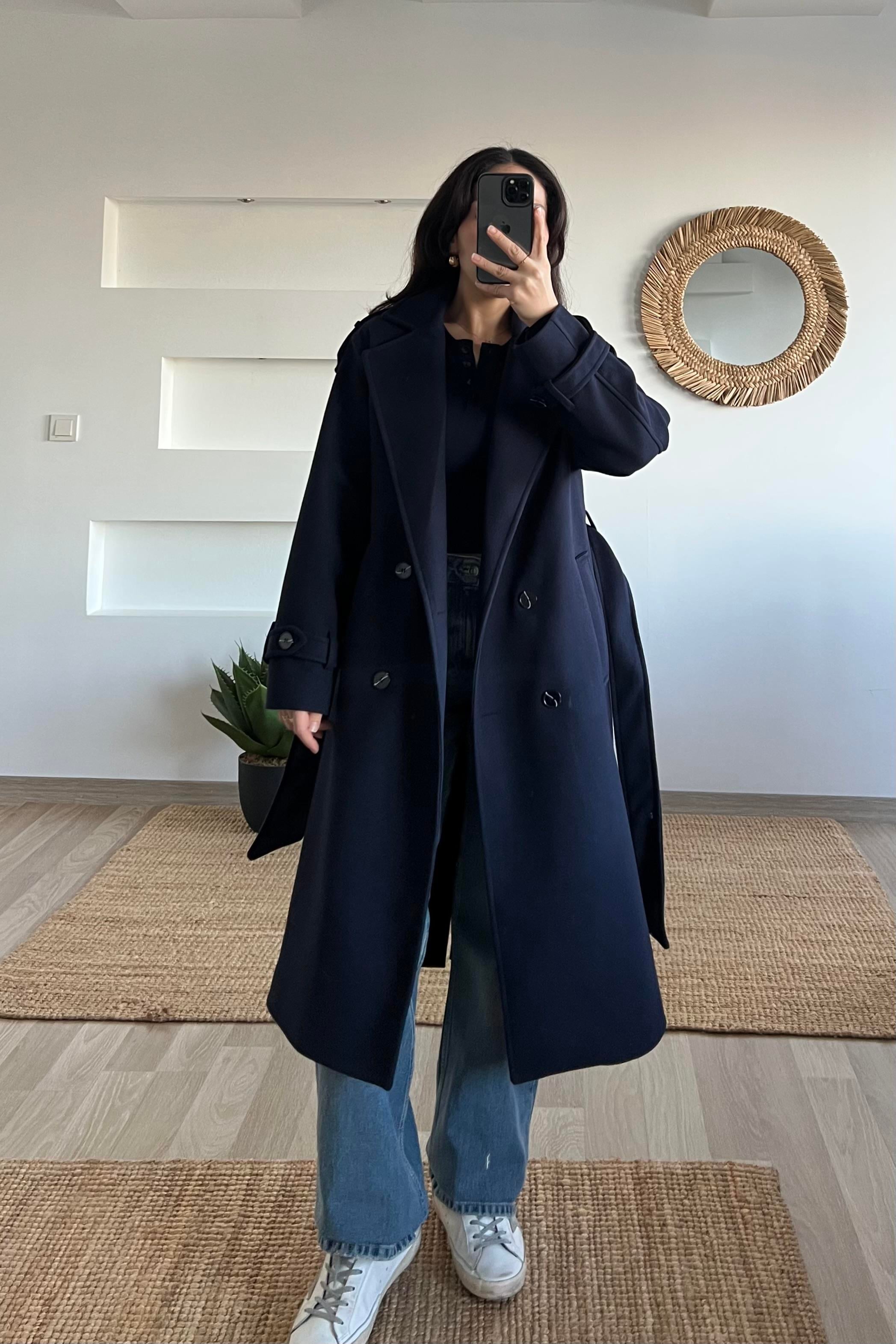 Lacivert Kuşaklı Premium Kaban uygun fiyatlarda www.butikhola.com adresinde
