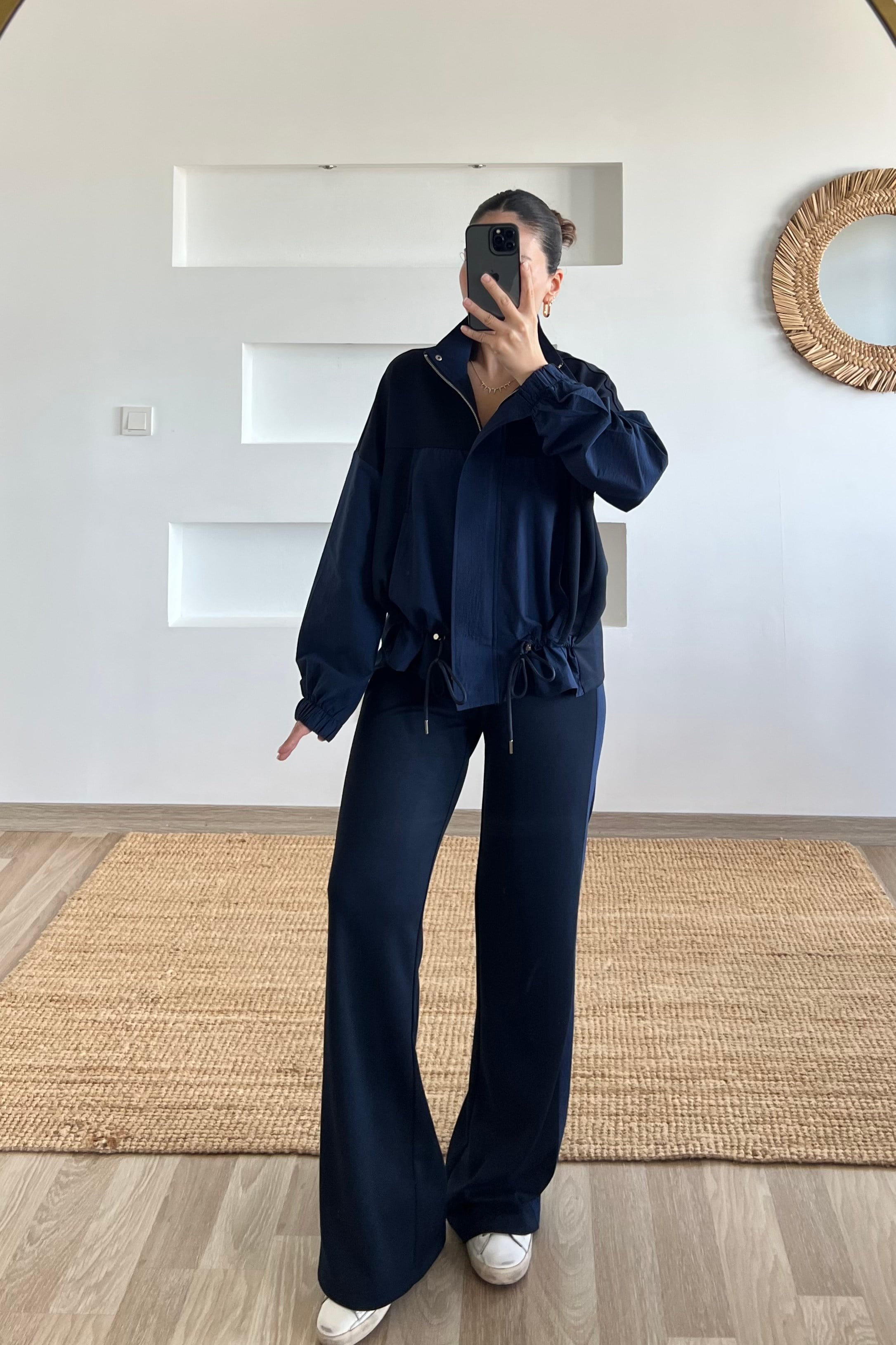 Lacivert Paraşüt Garnili Modal Takım uygun fiyatlarda www.butikhola.com adresinde