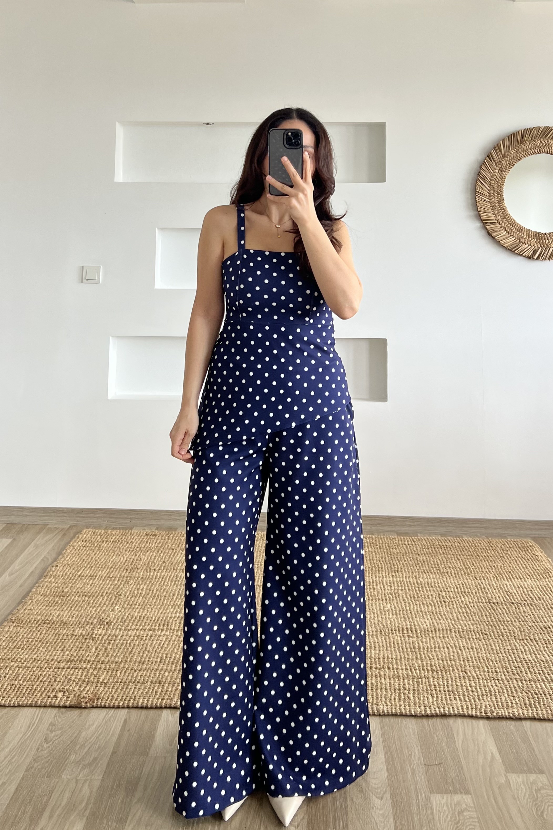 Lacivert Puantiyeli Ayarlanabilir Askılı Bluz Pantolon Takım uygun fiyatlarda www.butikhola.com adresinde