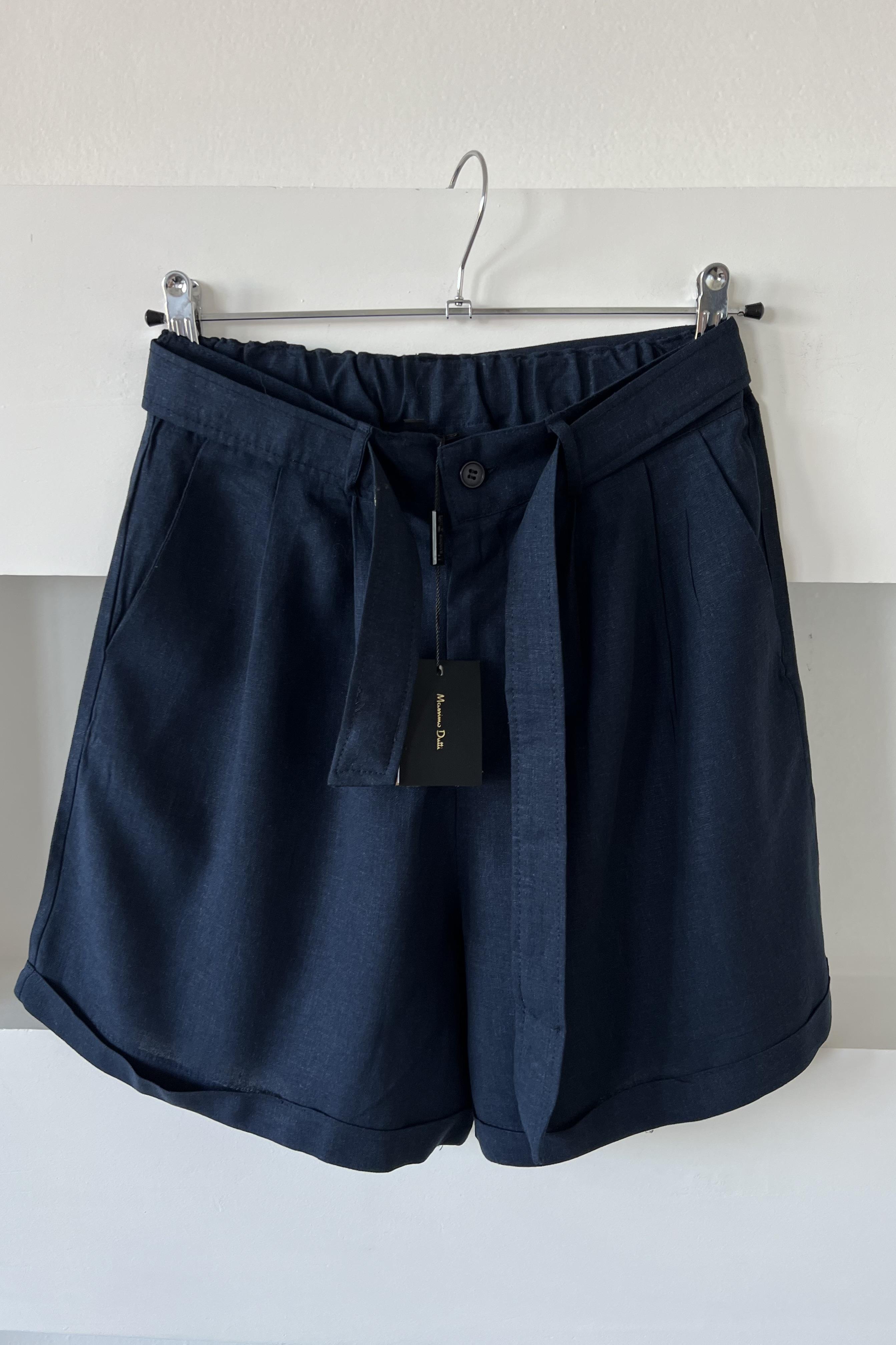 Lacivert Şehir Boy Ham Keten Şort uygun fiyatlarda www.butikhola.com adresinde